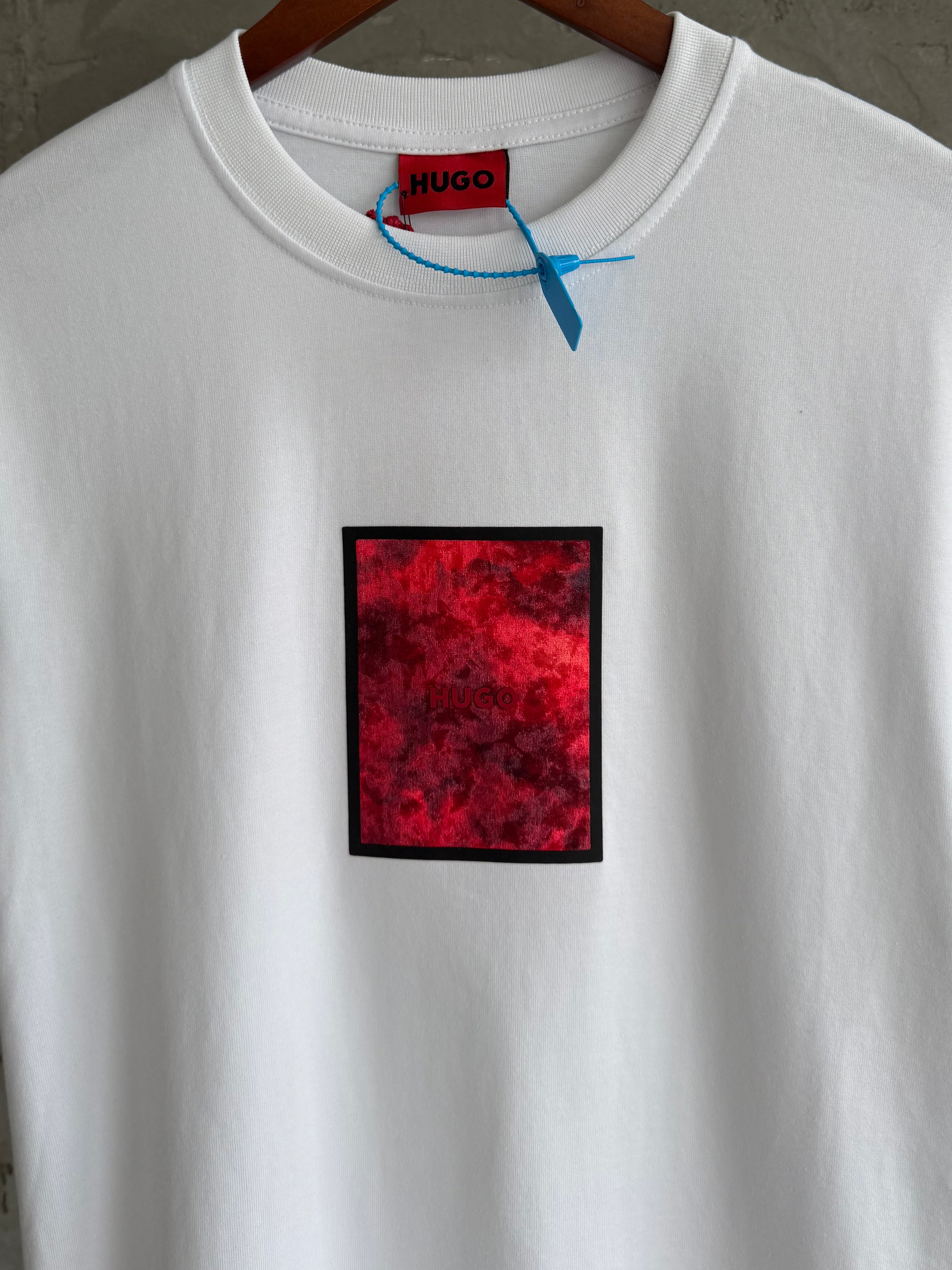 Hg03 red form beyaz tshirt