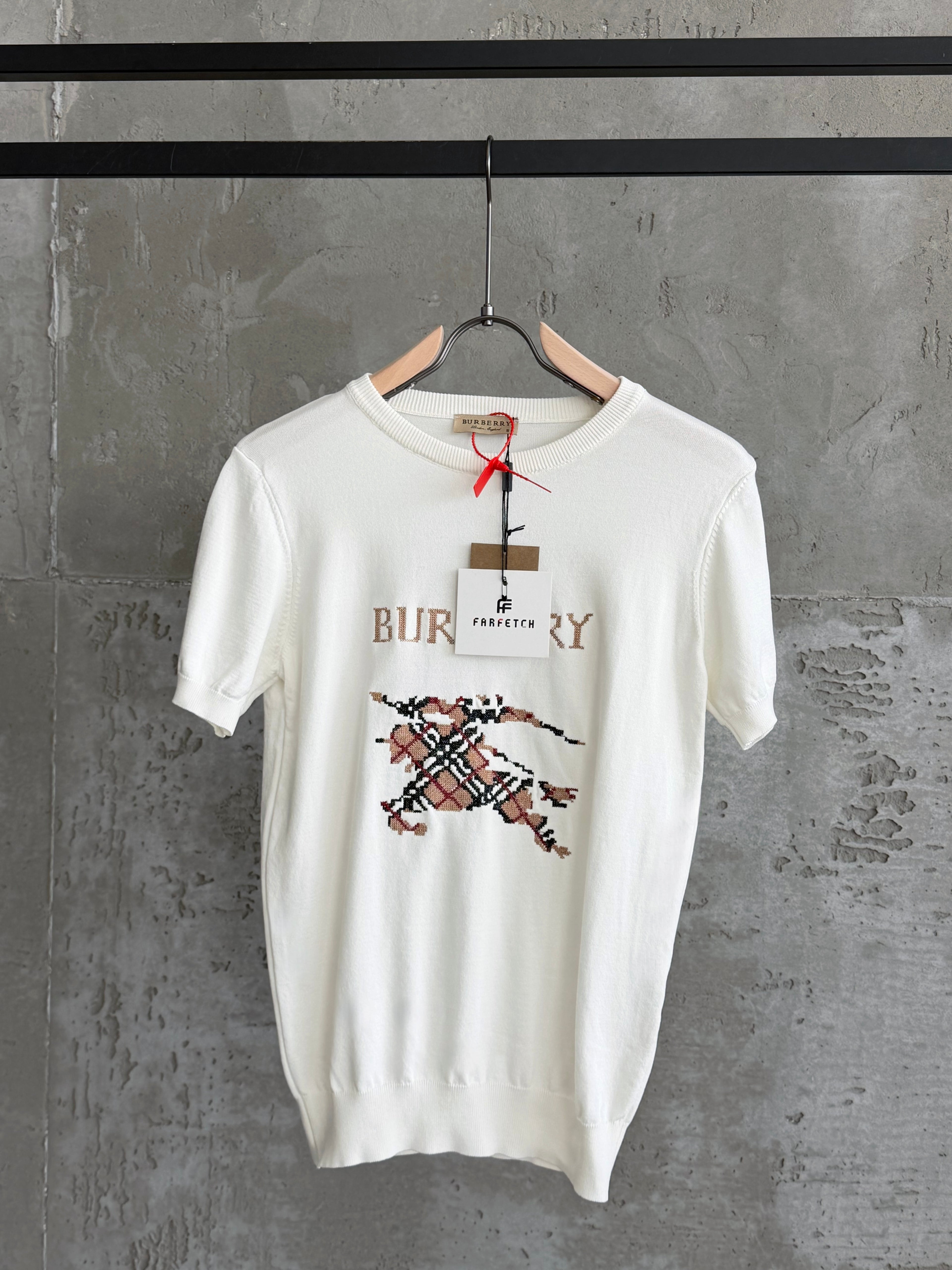 Berry02 Triko beyaz tshirt