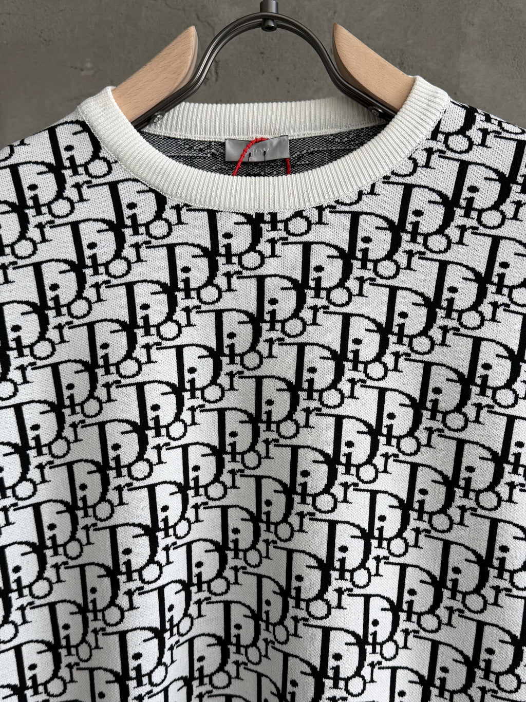D03 Triko beyaz tshirt