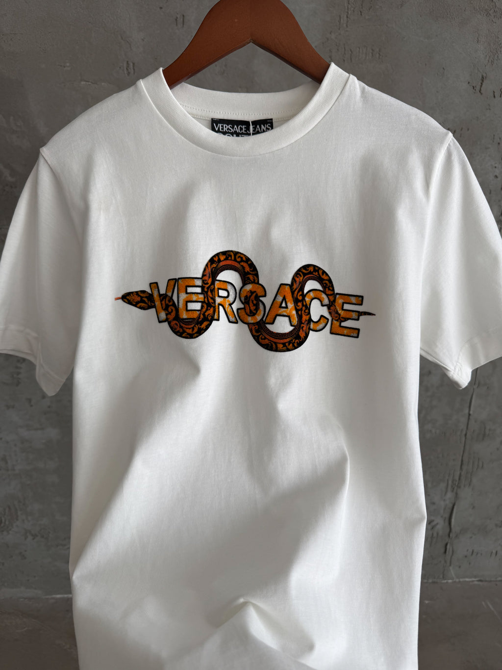 V03 Snake beyaz tshirt