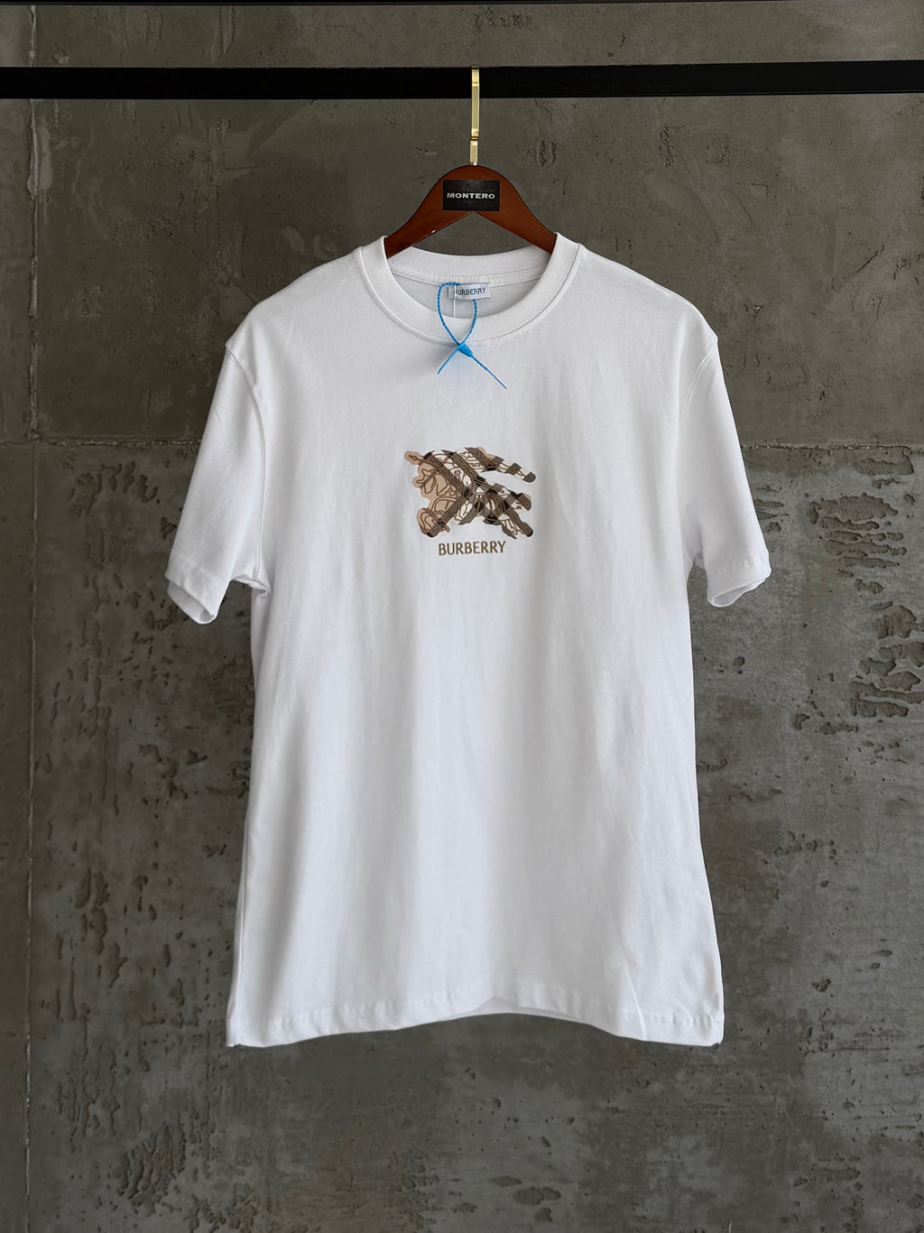 Berry01 desenli premium beyaz tshirt