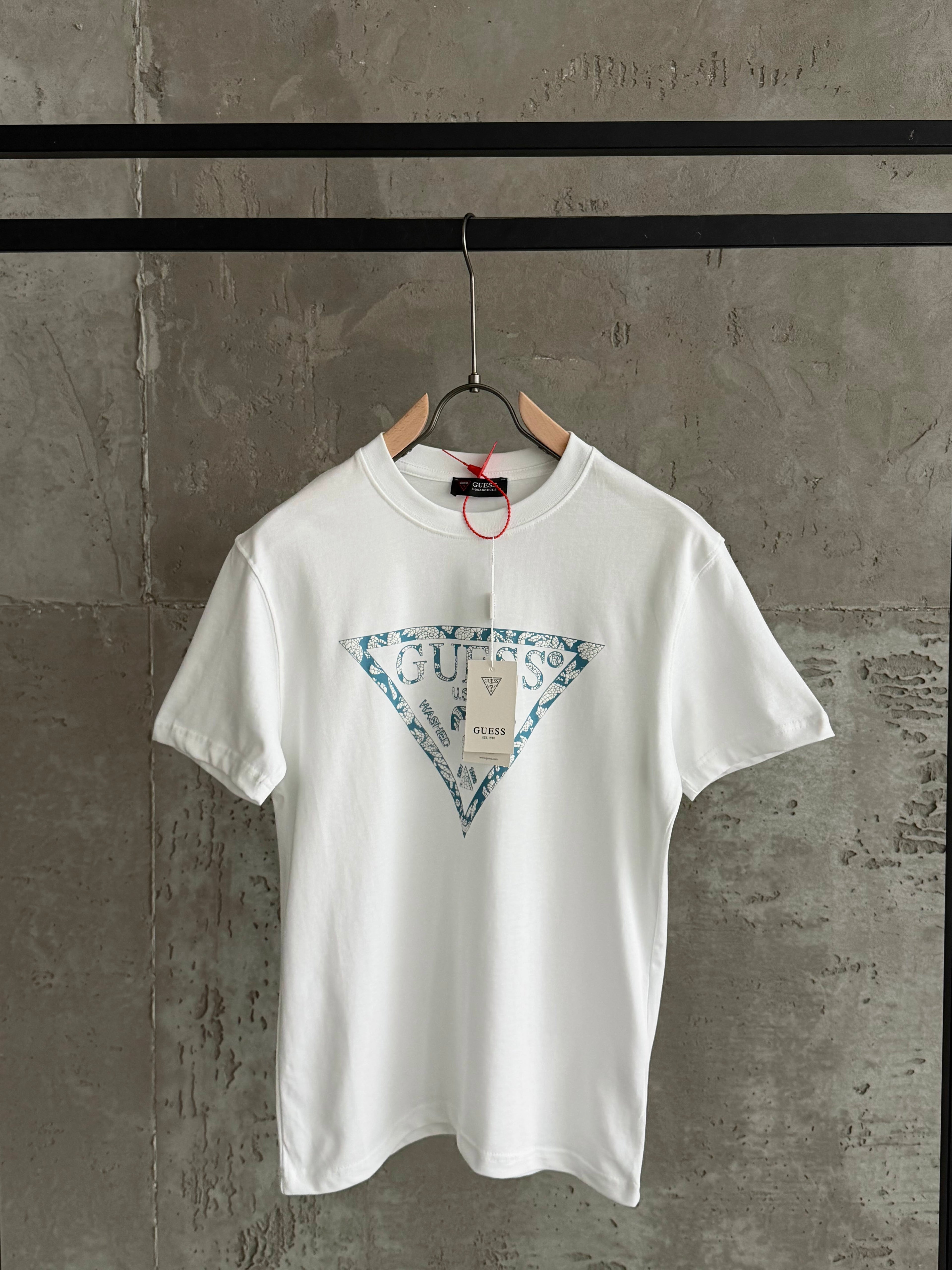 G01 Retro beyaz tshirt
