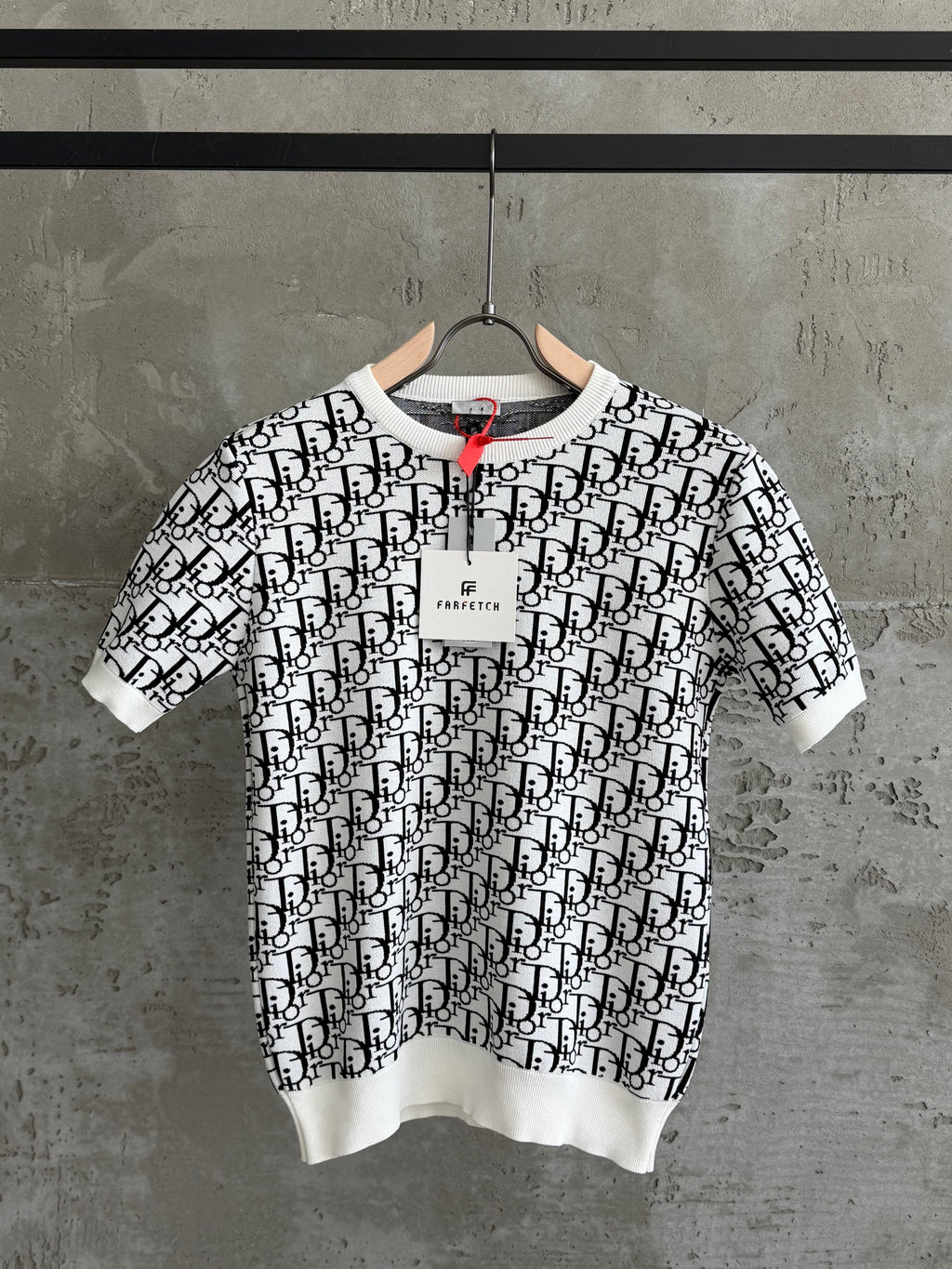 D03 Triko beyaz tshirt
