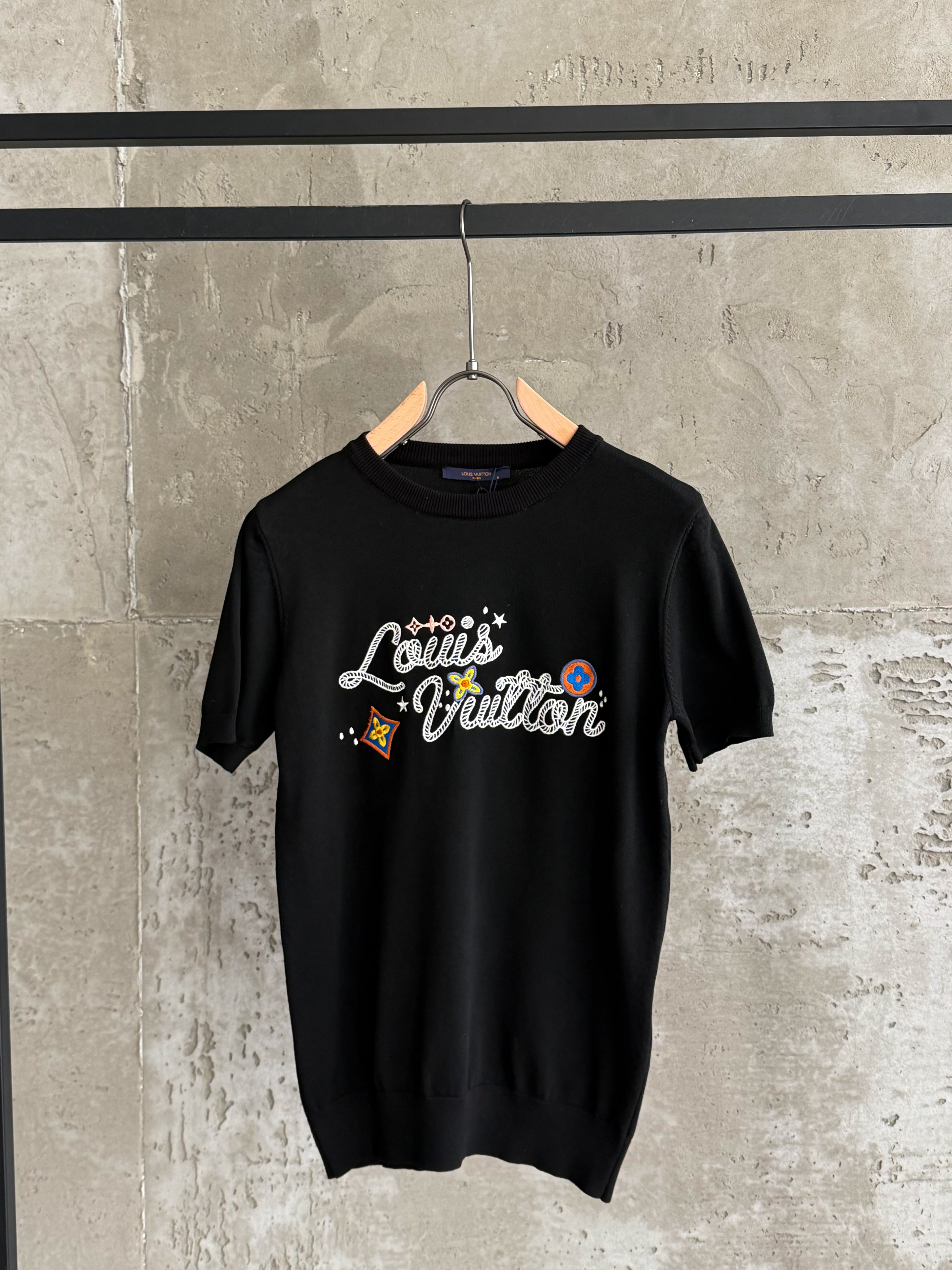 LV08 Triko Nakış siyah tshirt