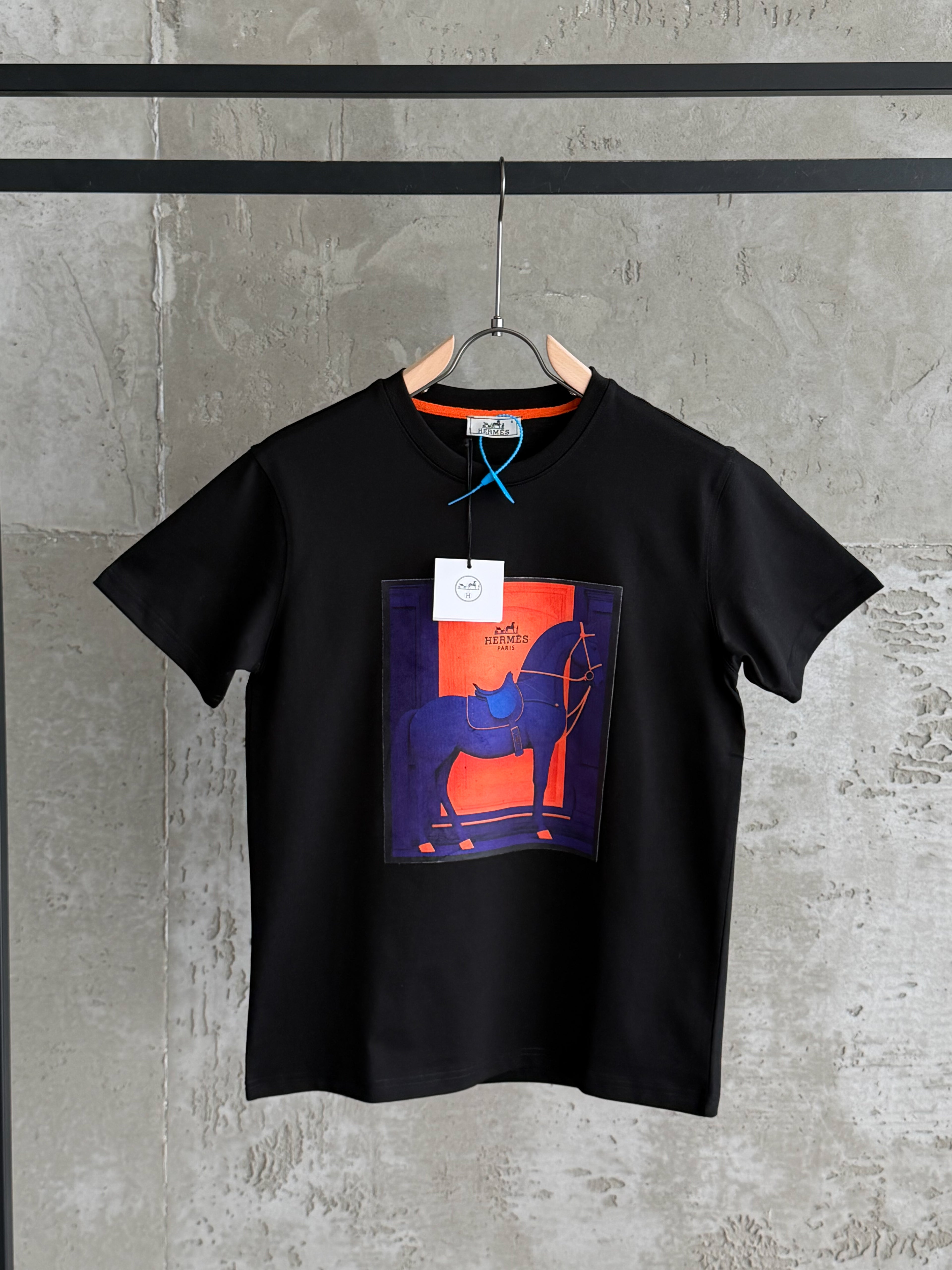 H07 Atalier siyah tshirt