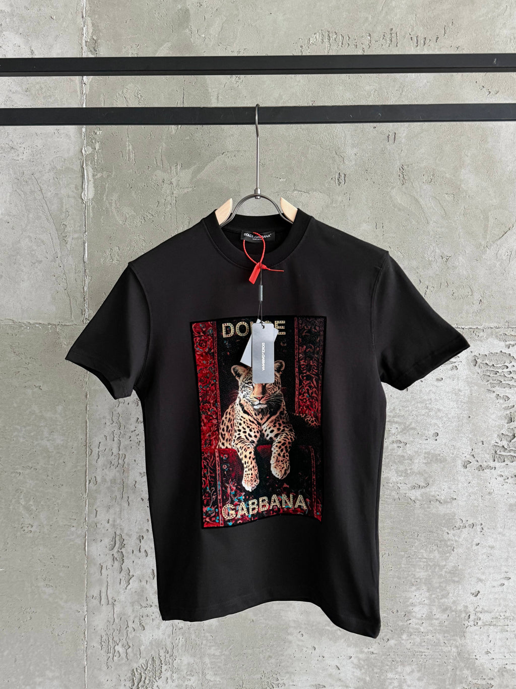 DG01 Leopar siyah tshirt