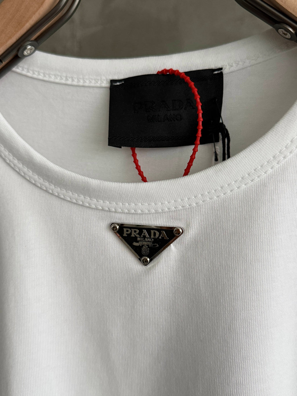 P01 Arma beyaz tshirt