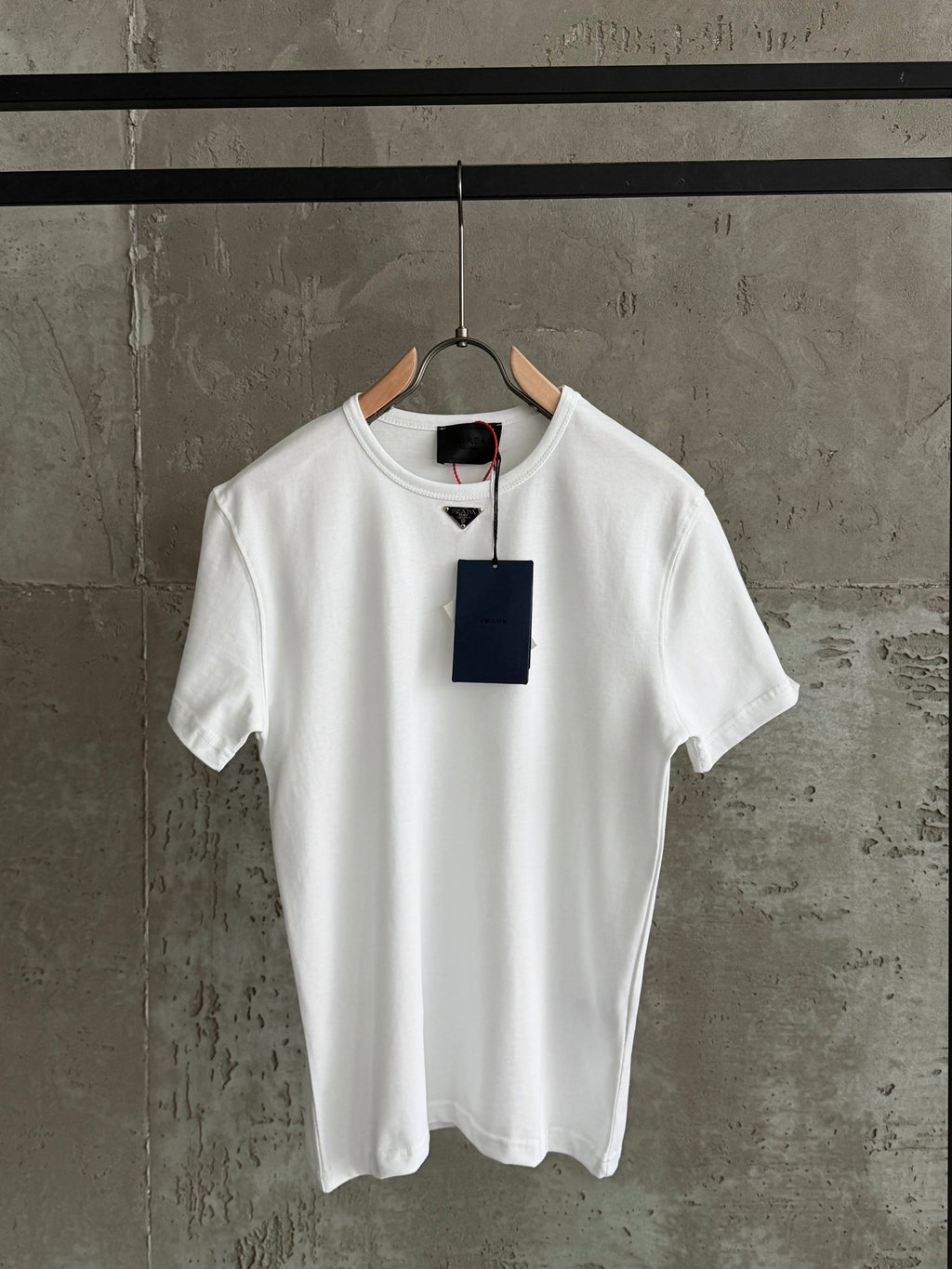 P01 Arma beyaz tshirt