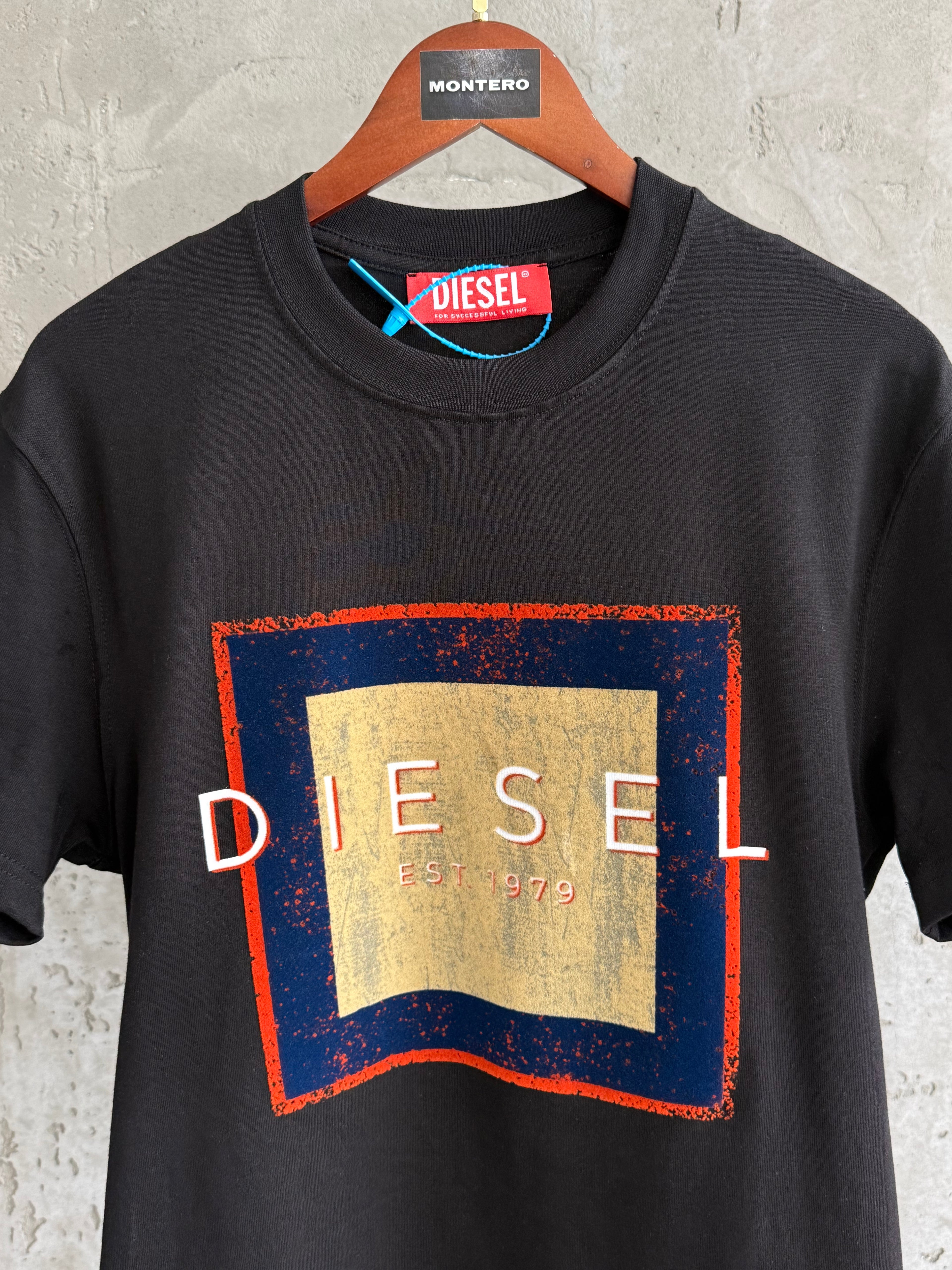 DE02 Vintage siyah tshirt