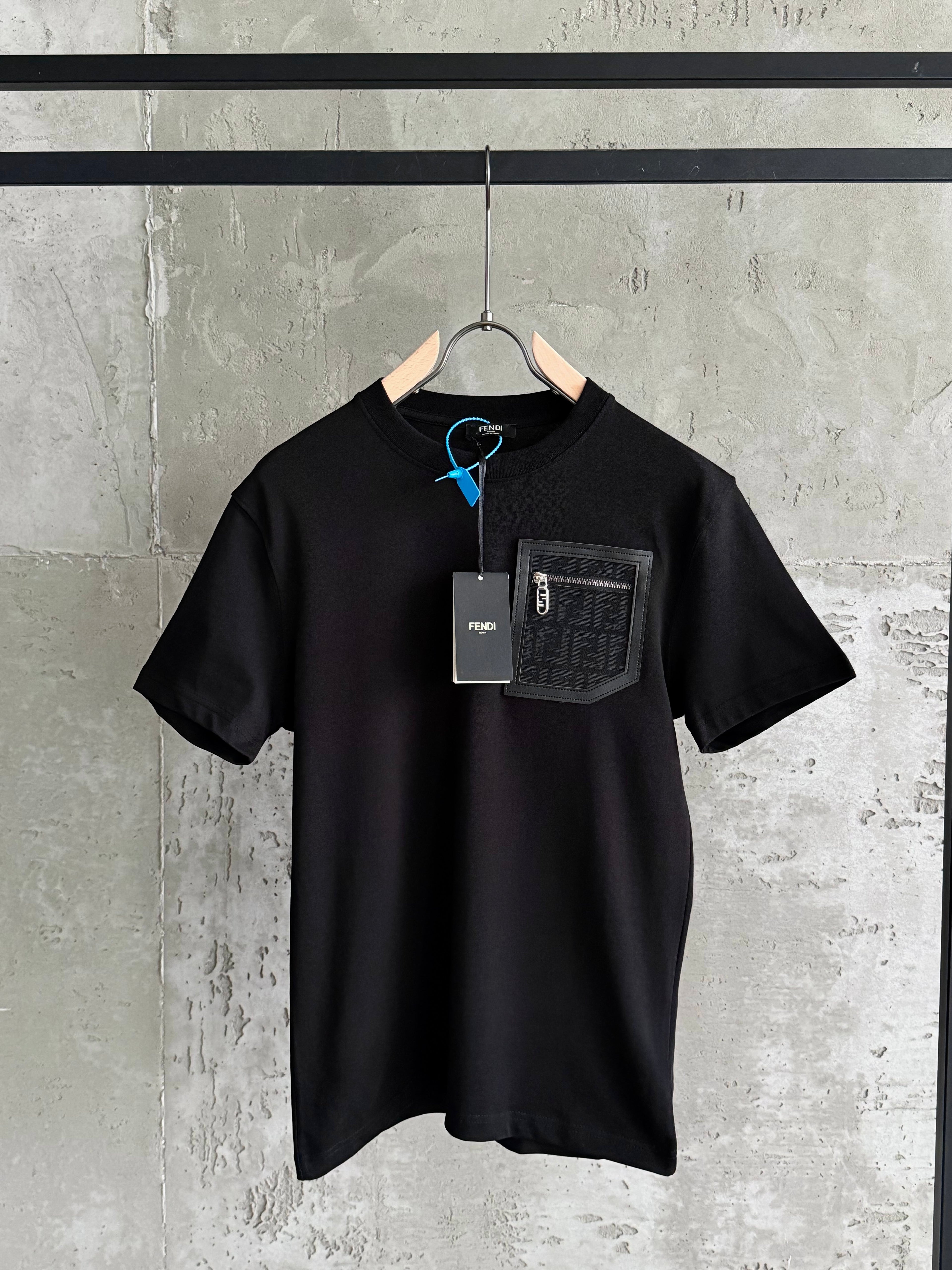 F01 Plus cepli siyah tshirt
