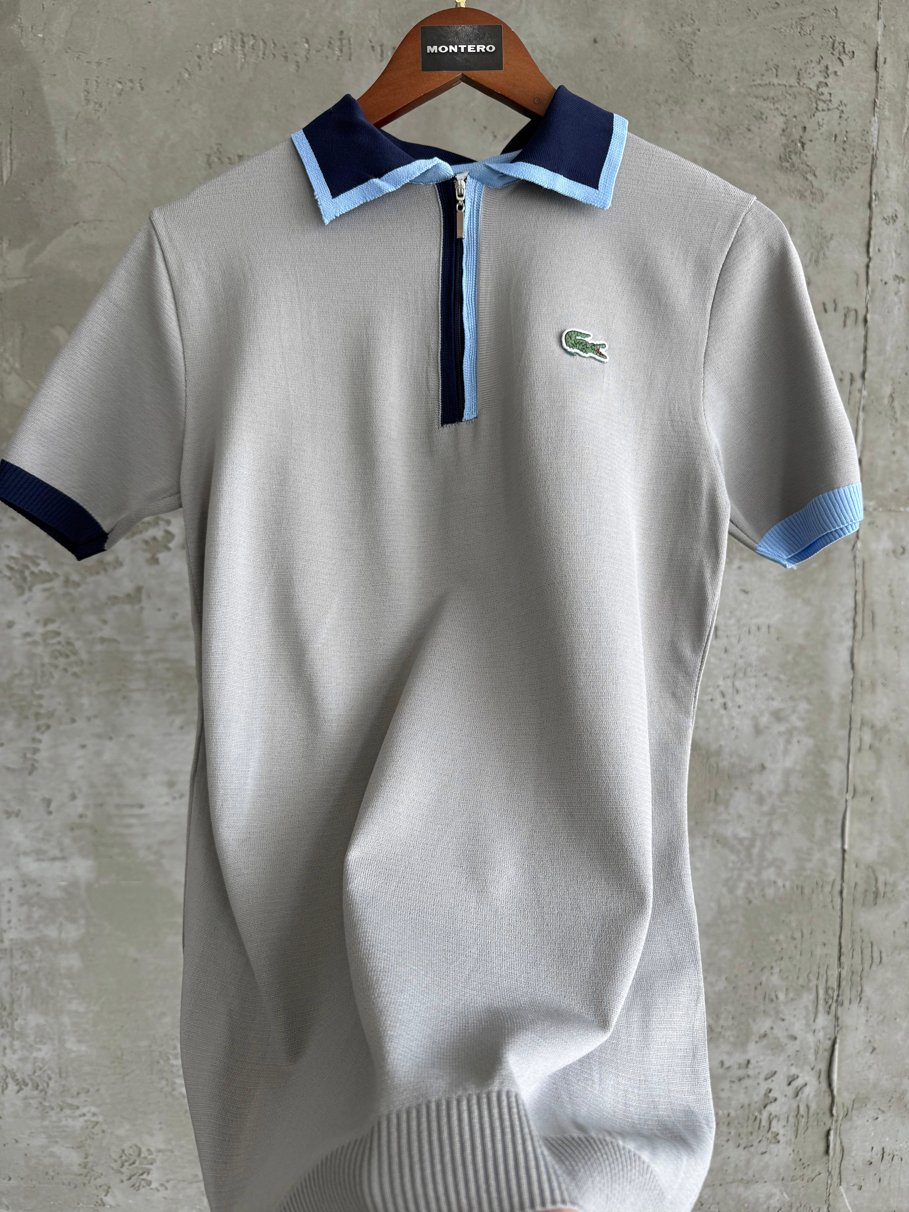 L005 Mavi yaka tshirt