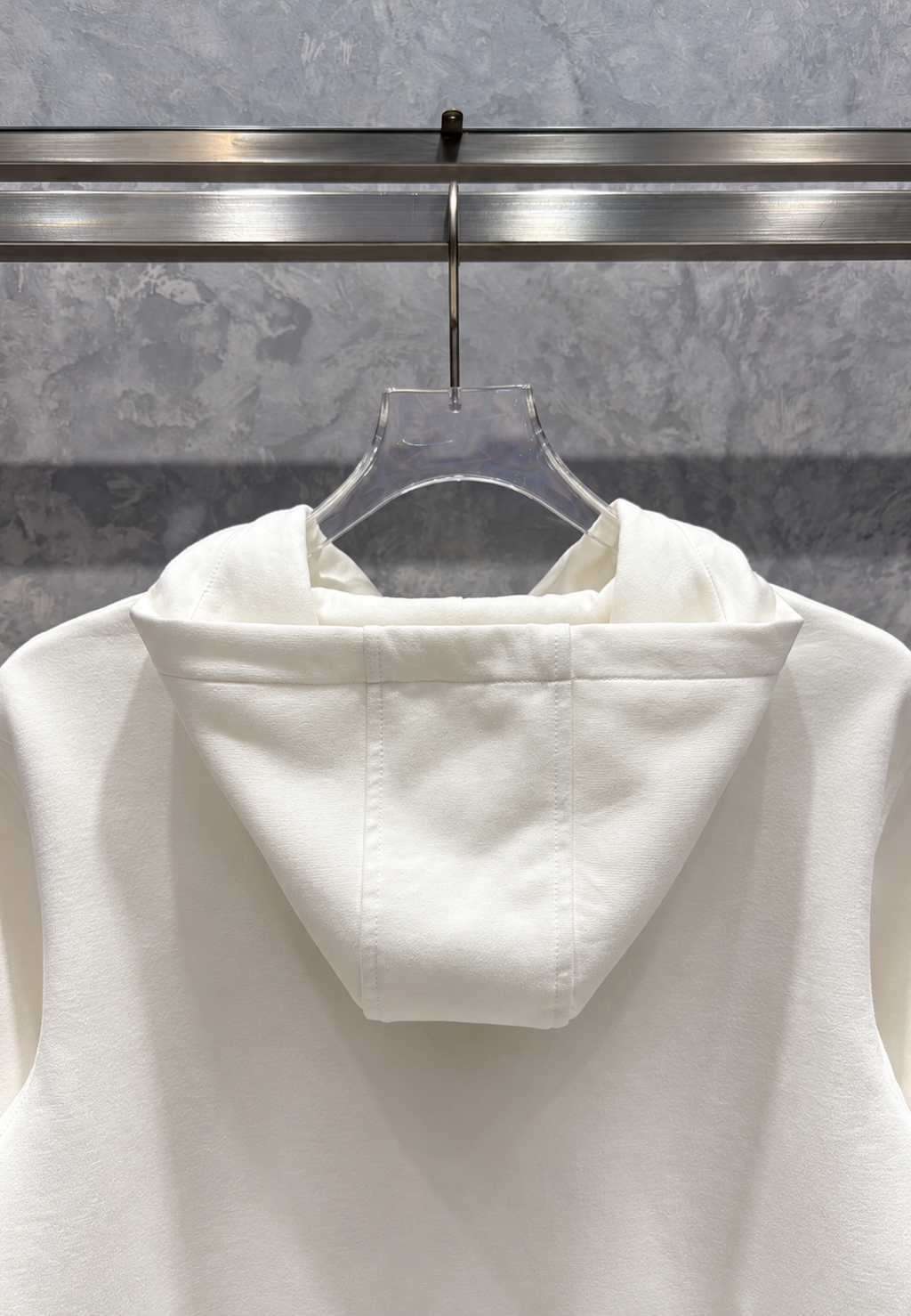 VSC01 Kapüşonlu Beyaz Sweatshirt