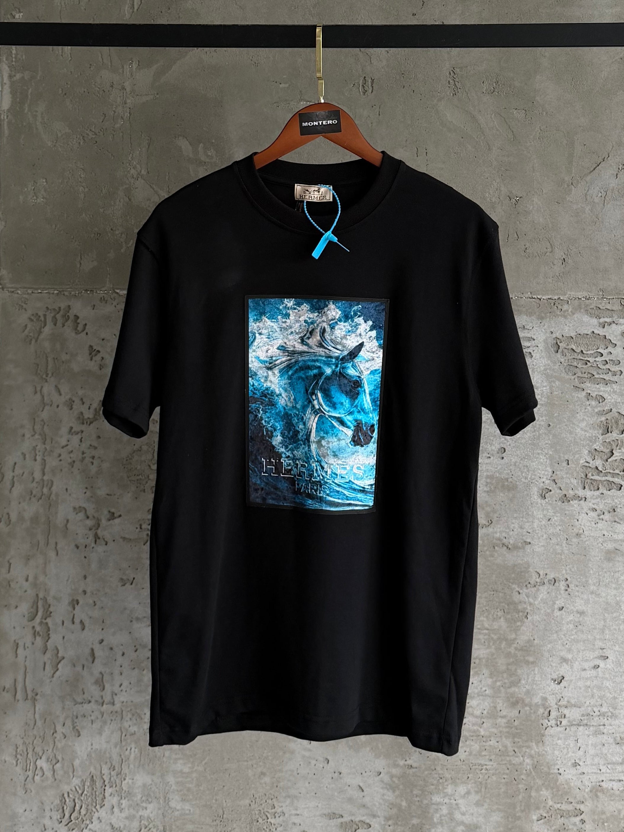 H05 aqua stallion siyah tshirt