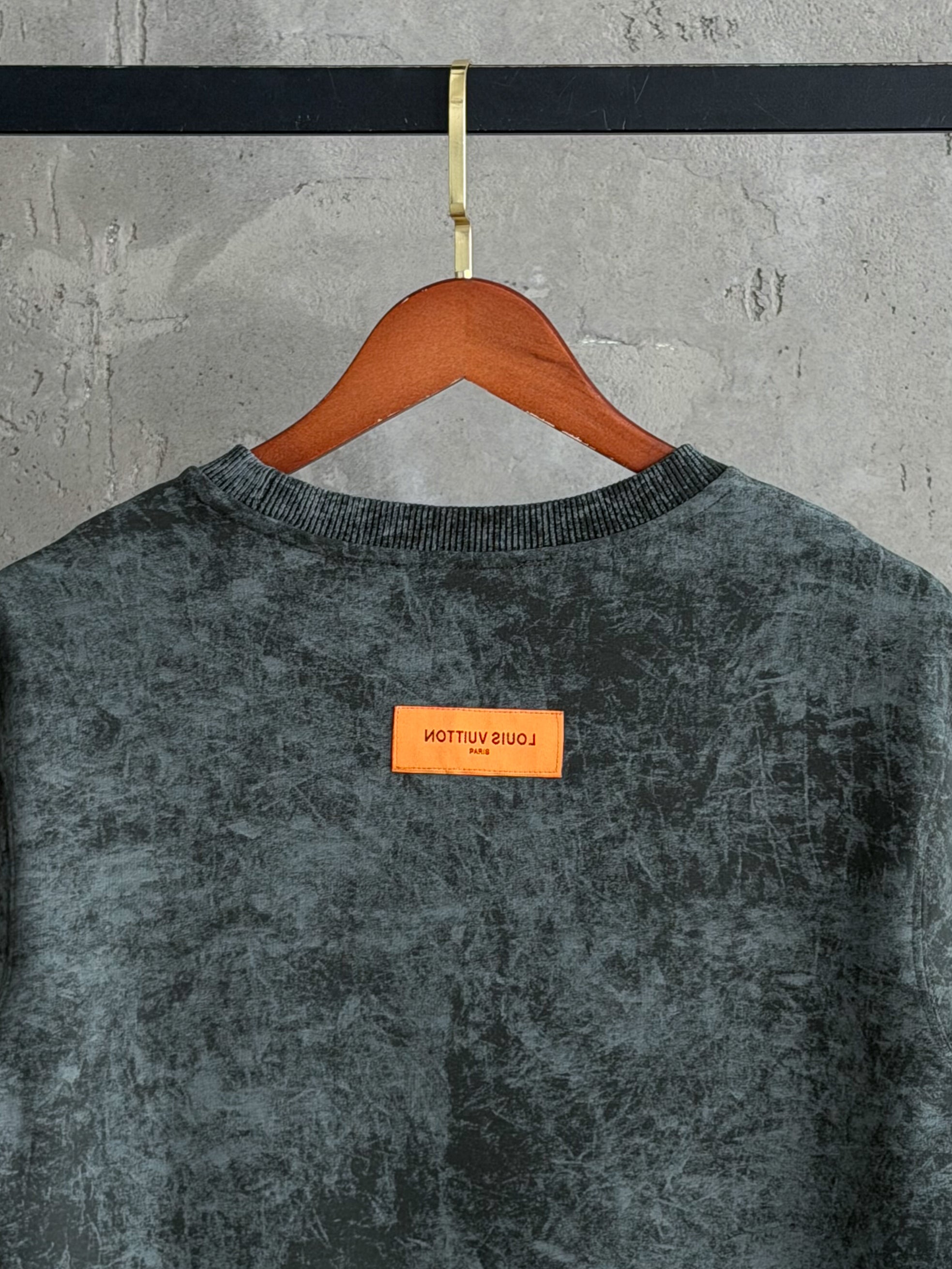 LV09 Duman yeşil tshirt