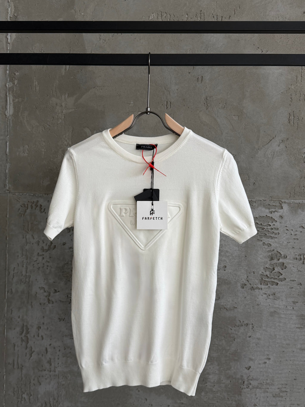 P05 Plus triko beyaz tshirt