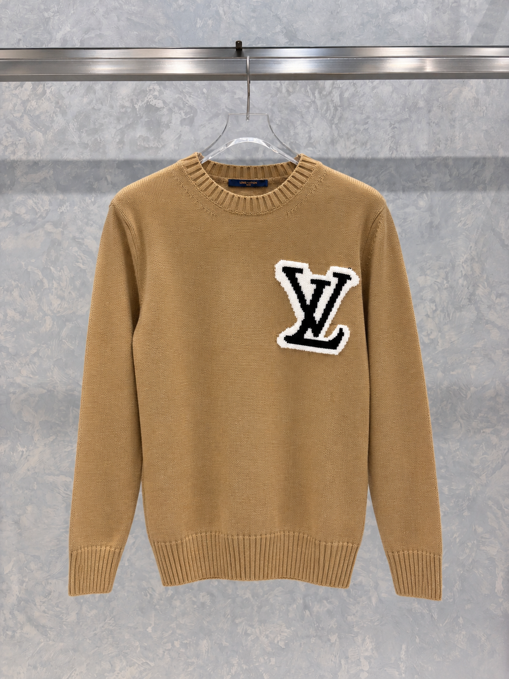 LV09 Logolu Camel Kazak