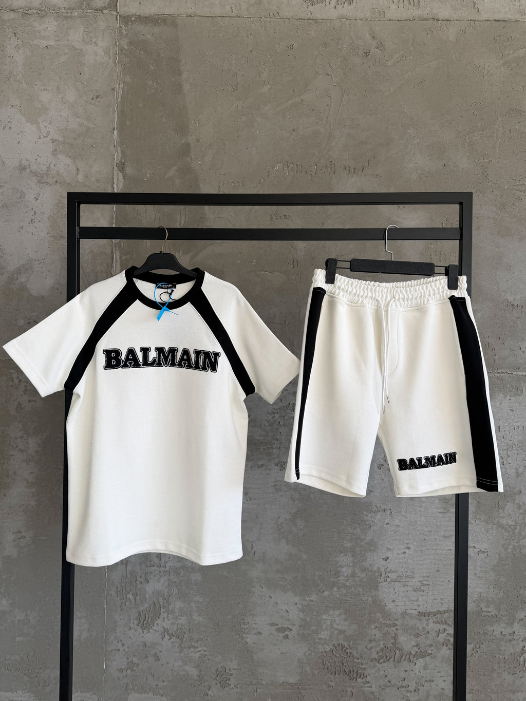 Balm04 Takım Beyaz