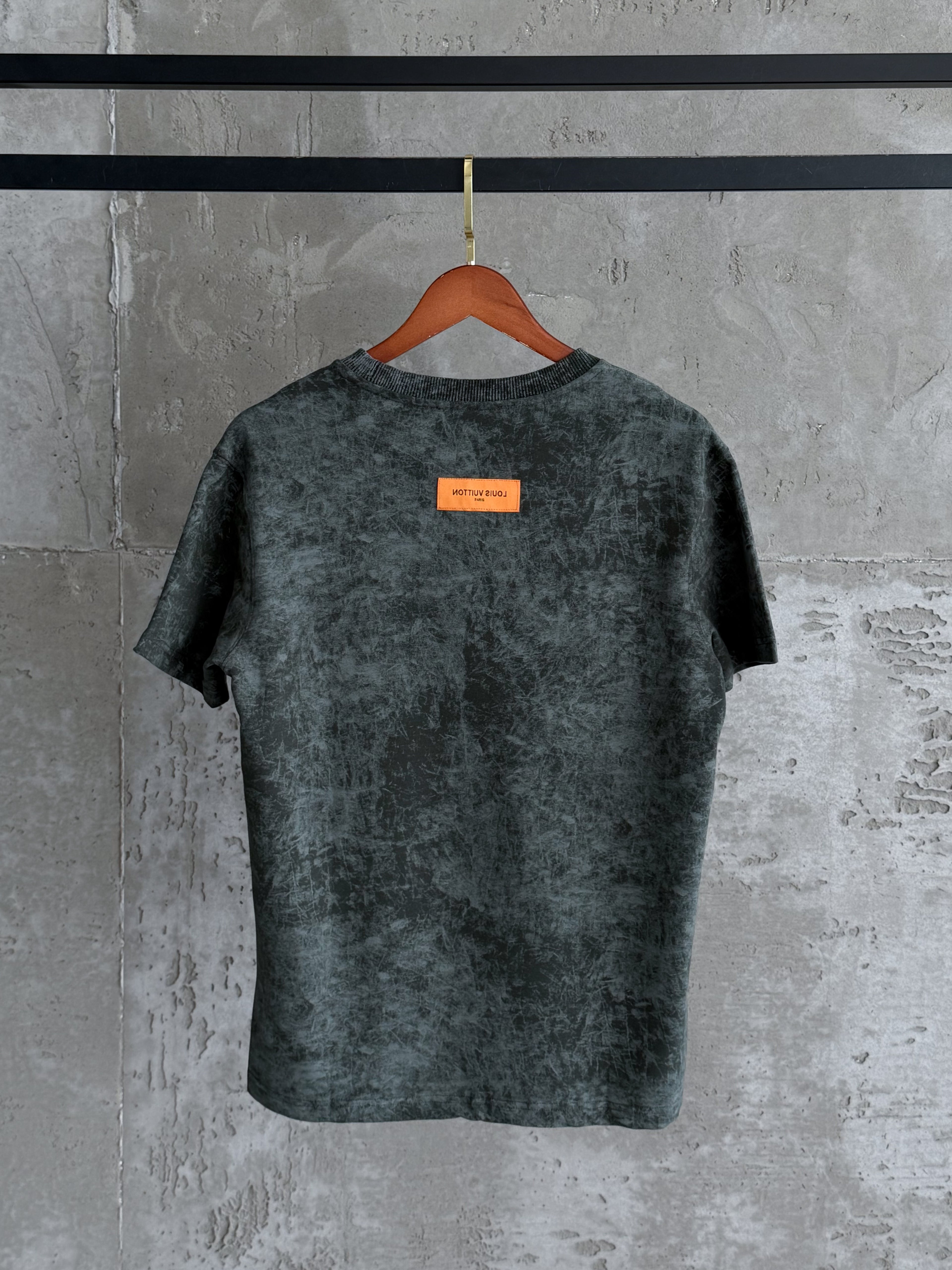 LV09 Duman yeşil tshirt