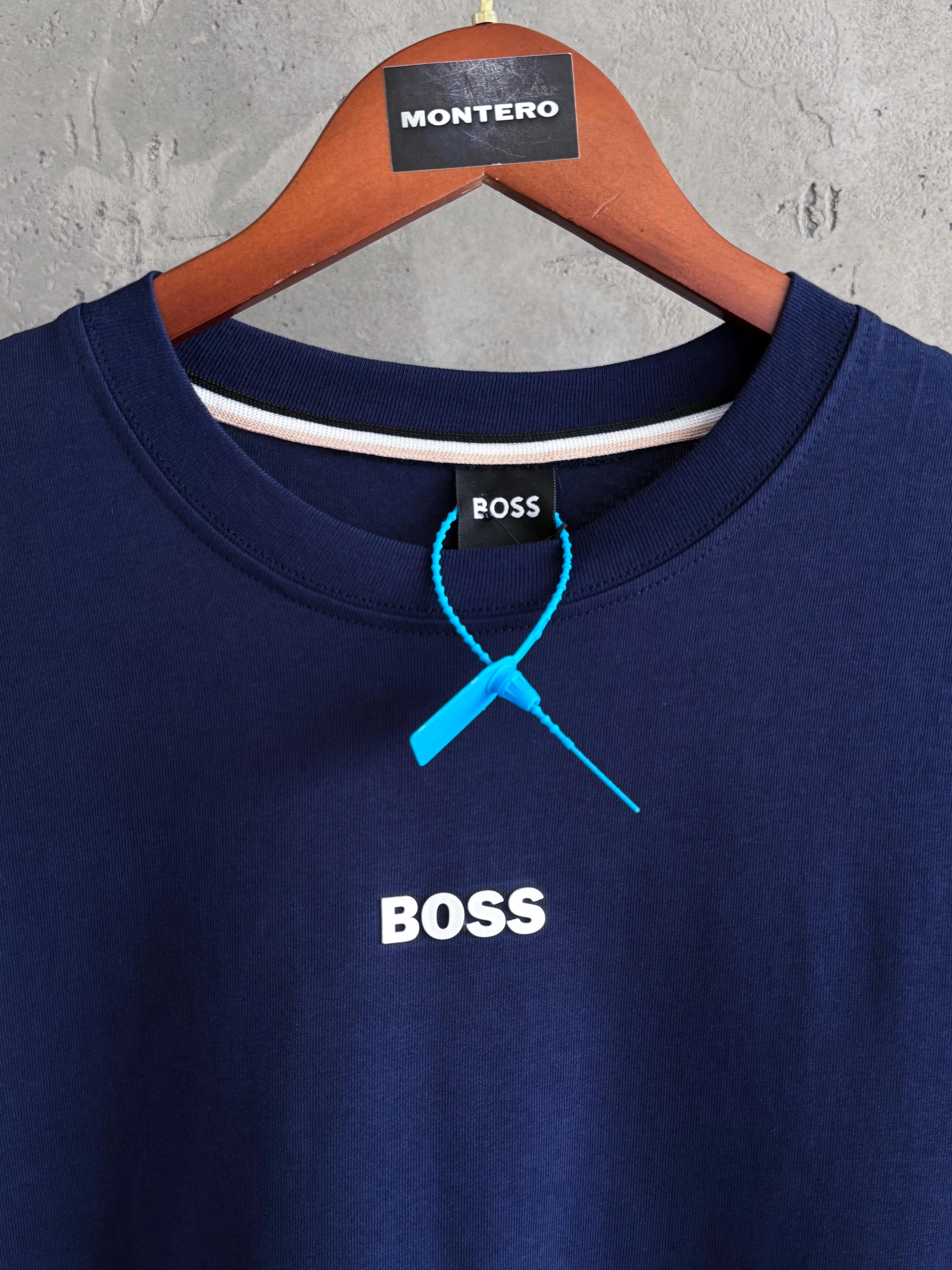 B01 yüksek baskı lacivert tshirt