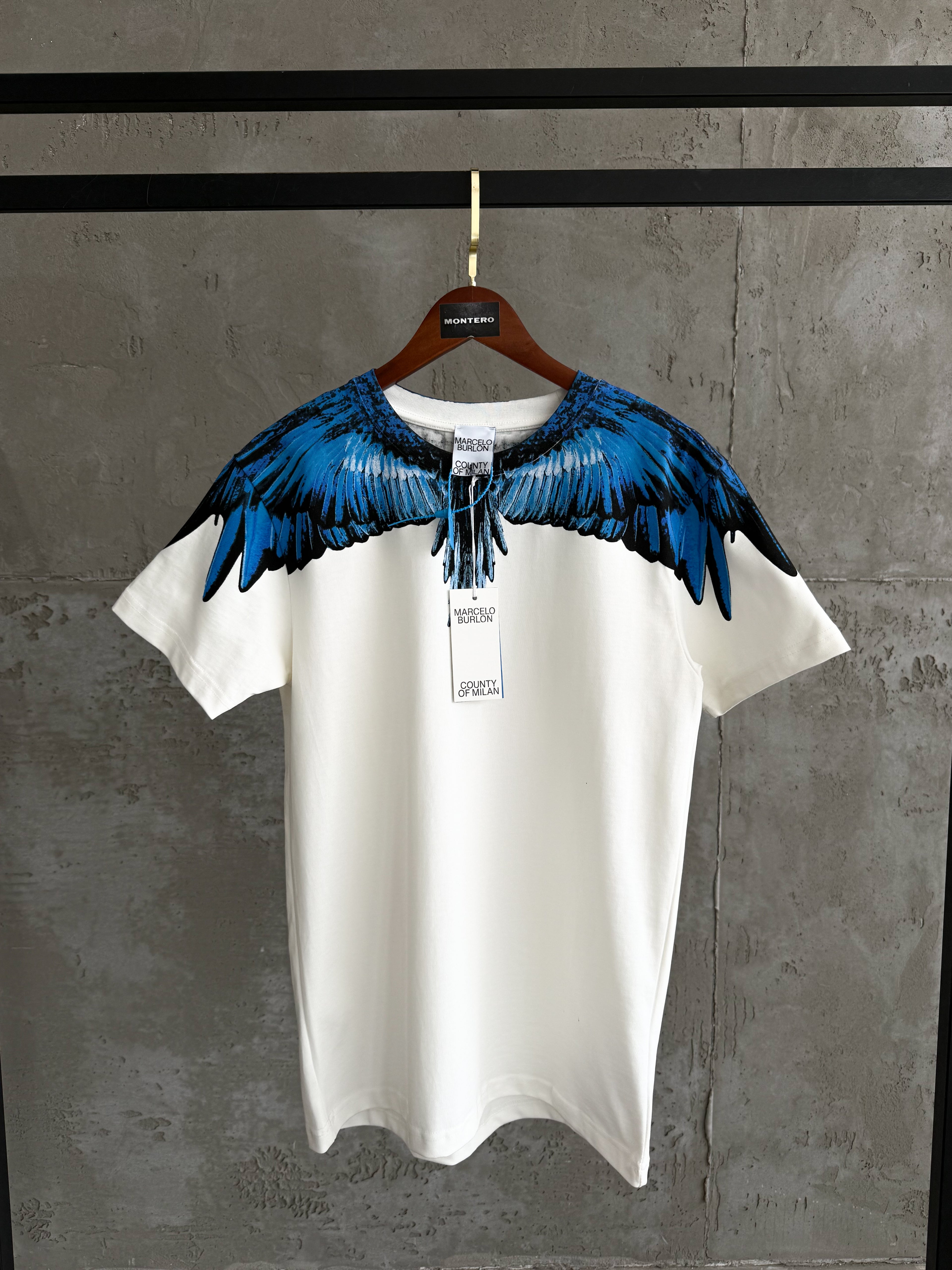 MB03 Wing beyaz tshirt