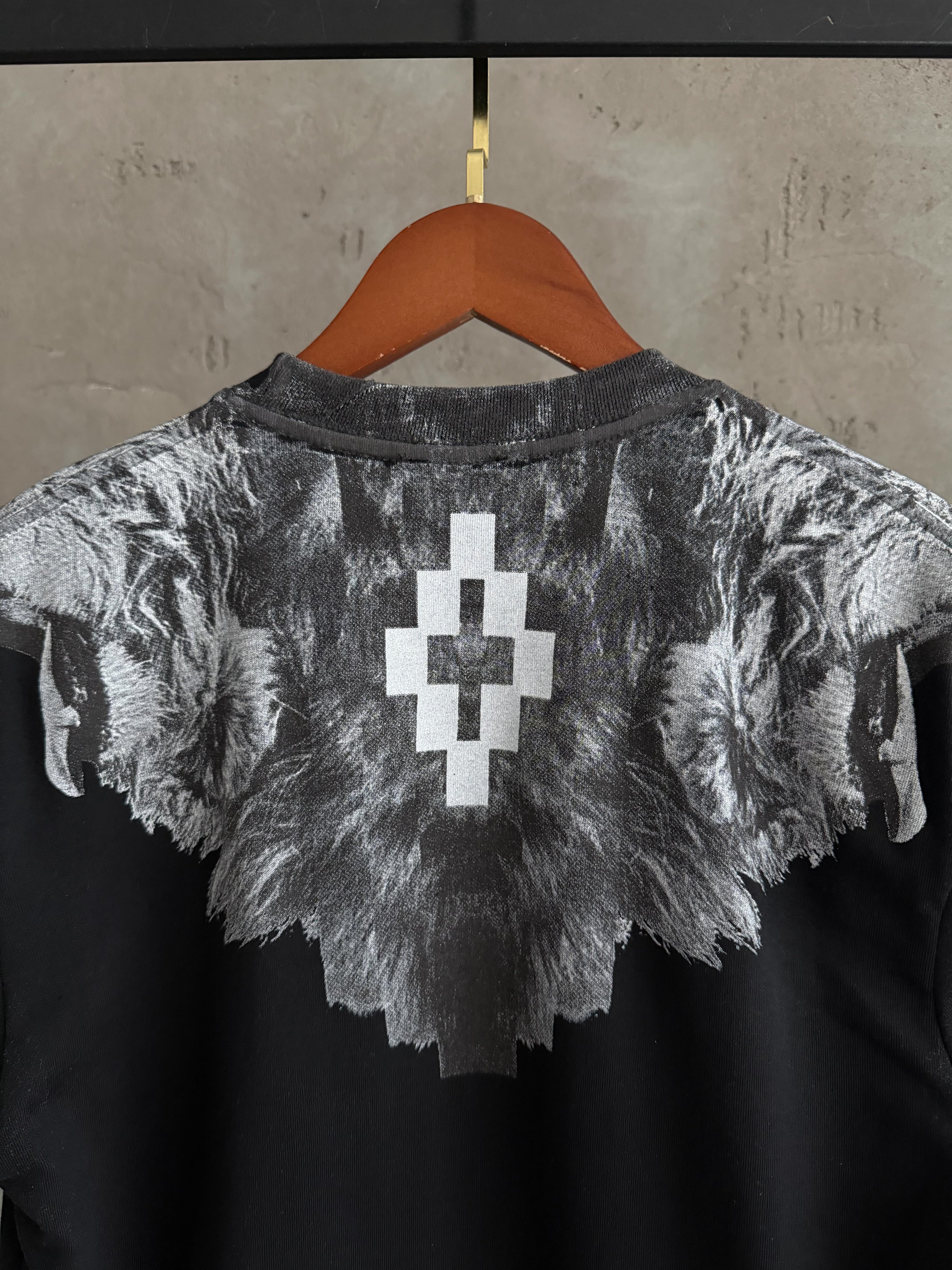 MB02 Leo gri-siyah tshirt