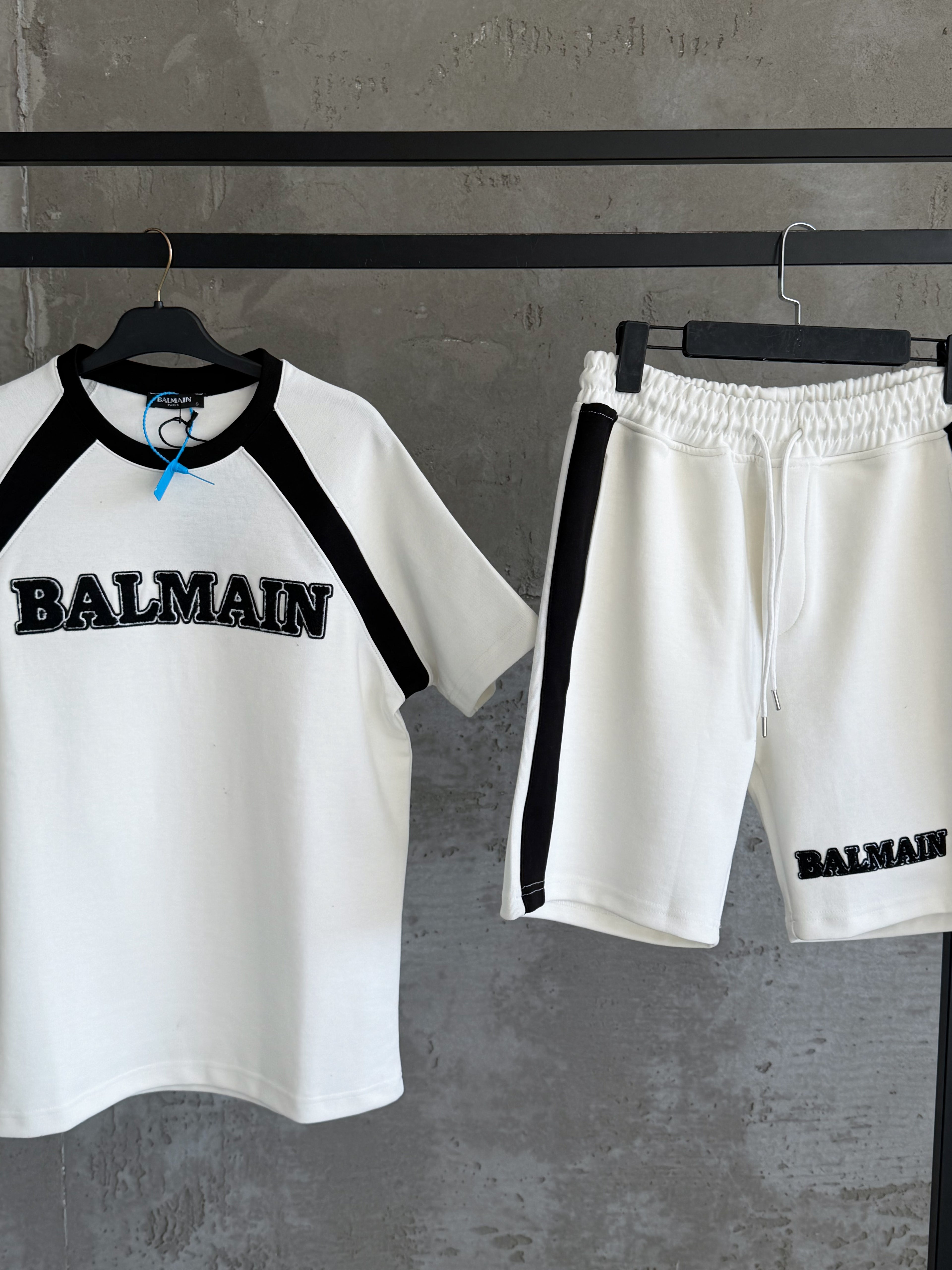 Balm04 Takım Beyaz