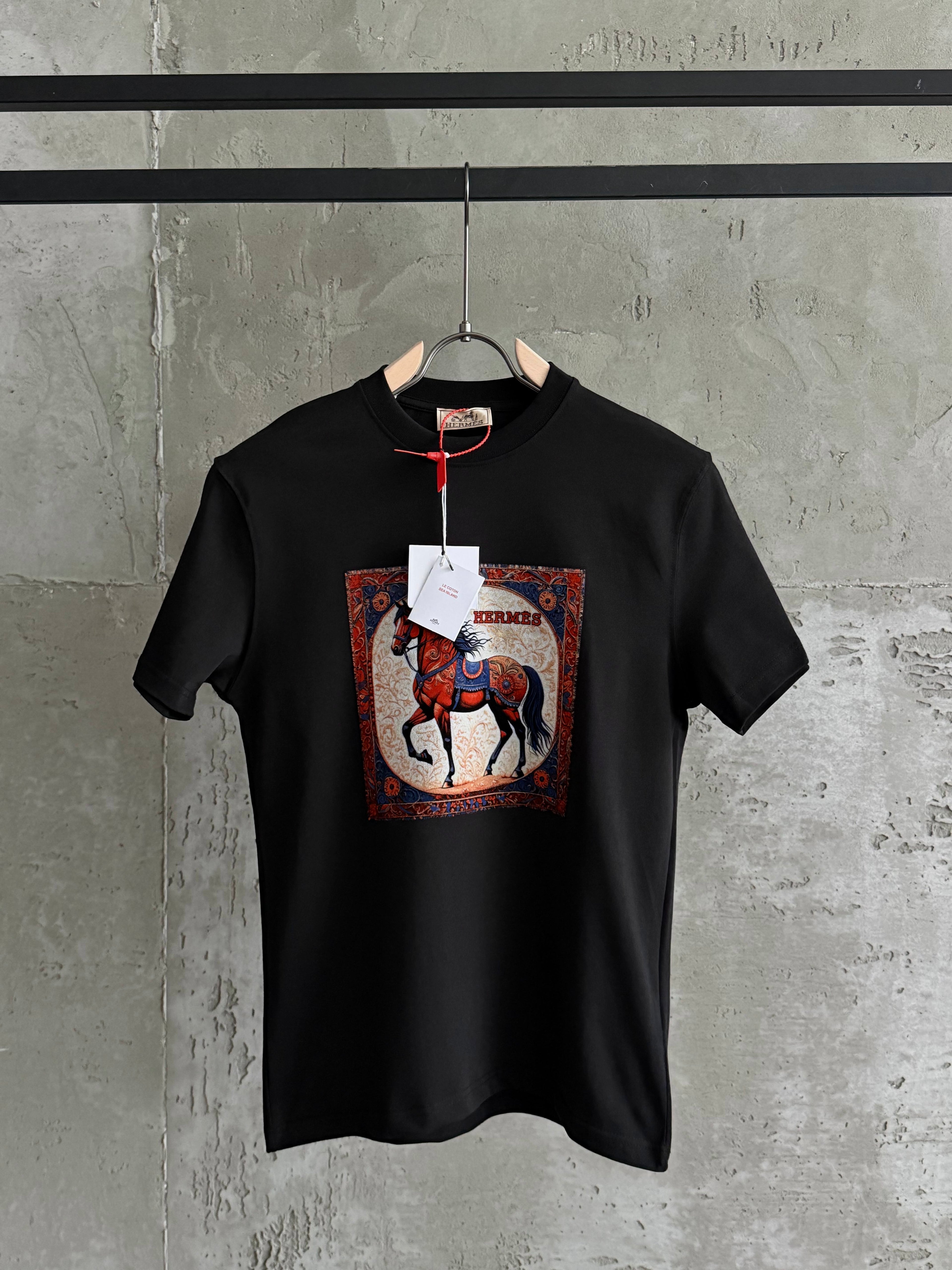 H02 Vintage siyah tshirt