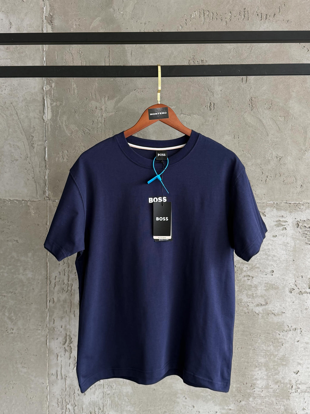 B01 yüksek baskı lacivert tshirt