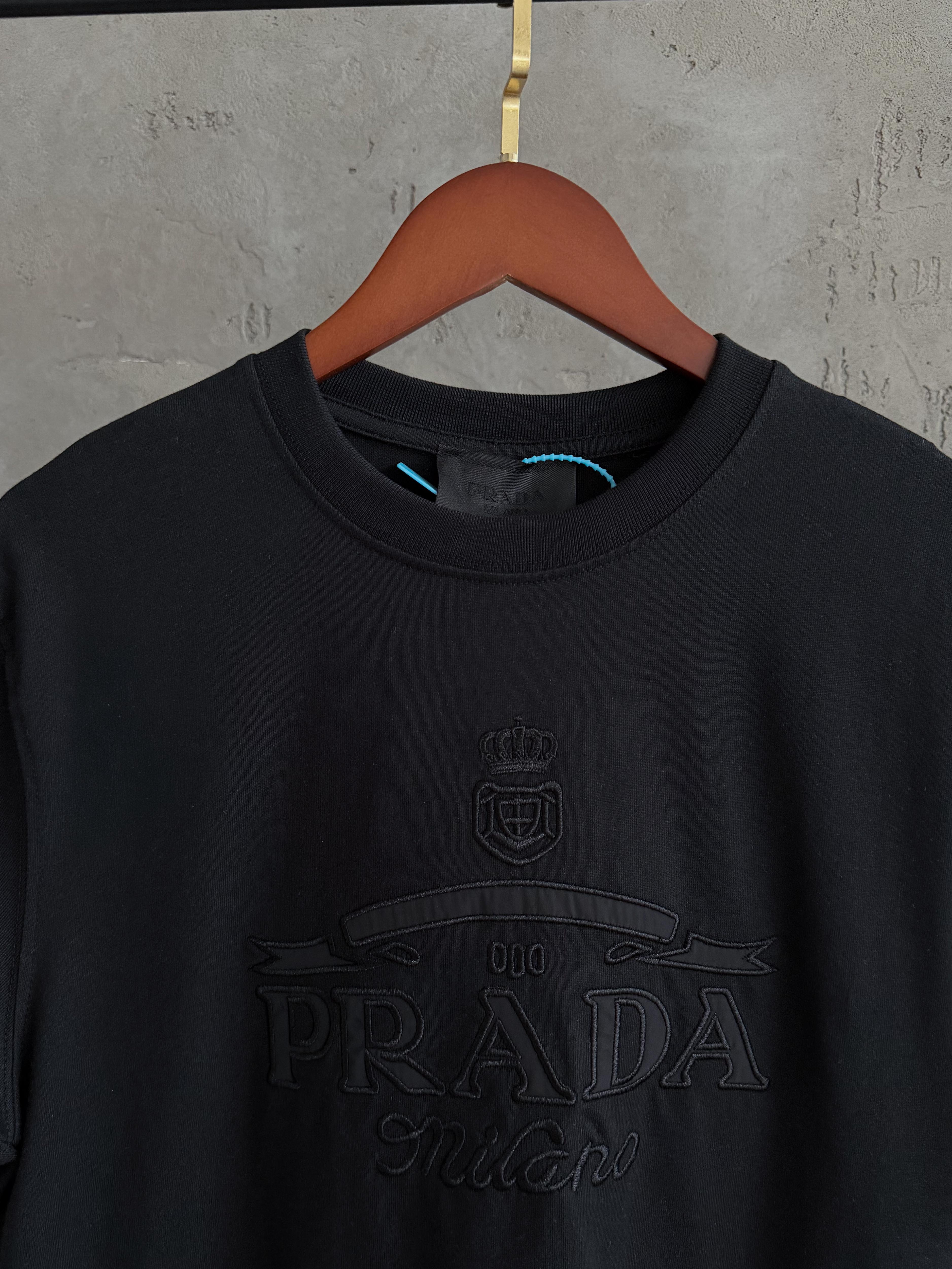 P03 Premium siyah tshirt