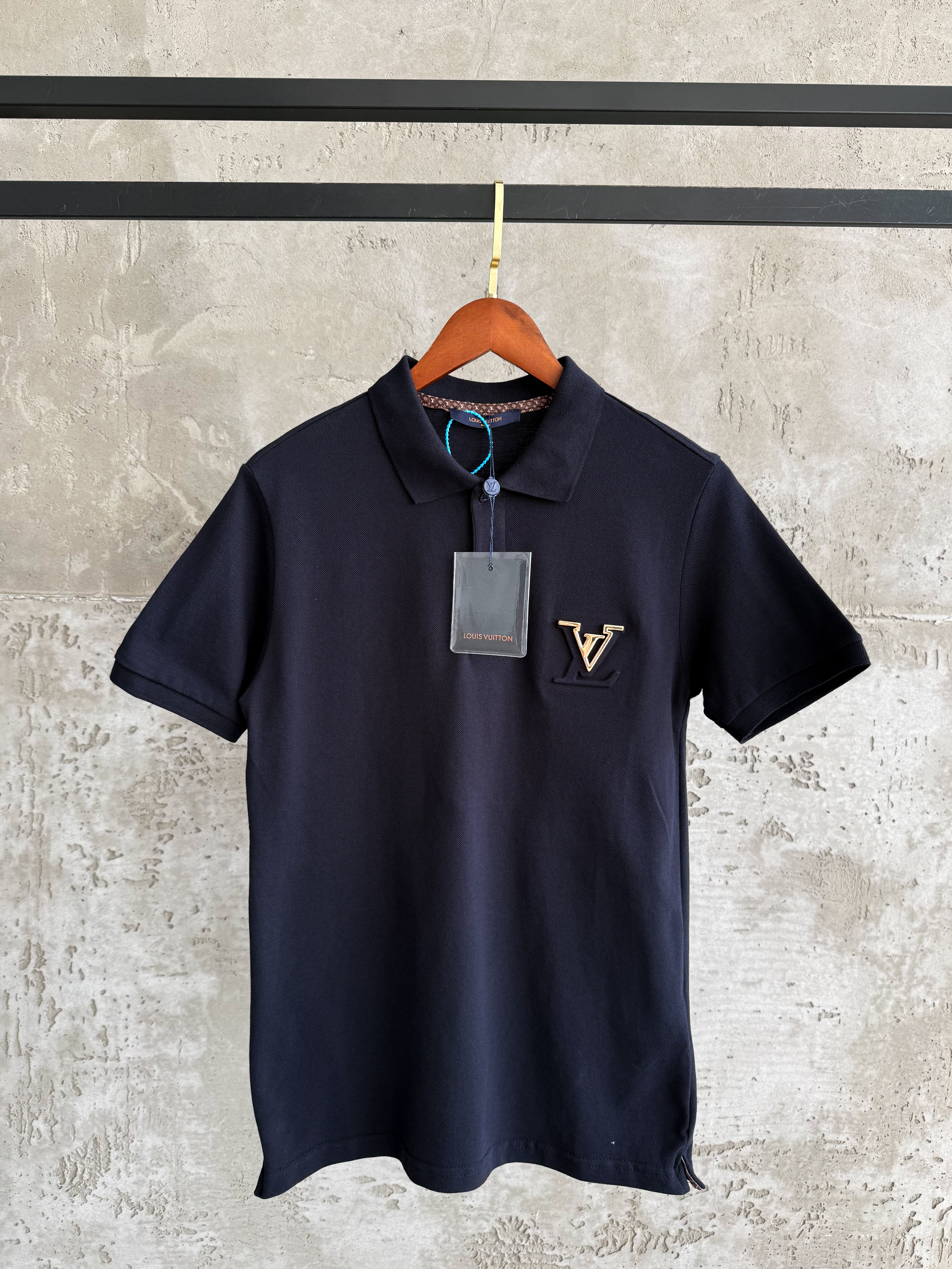 LV16 Yüksek Arma lacivert