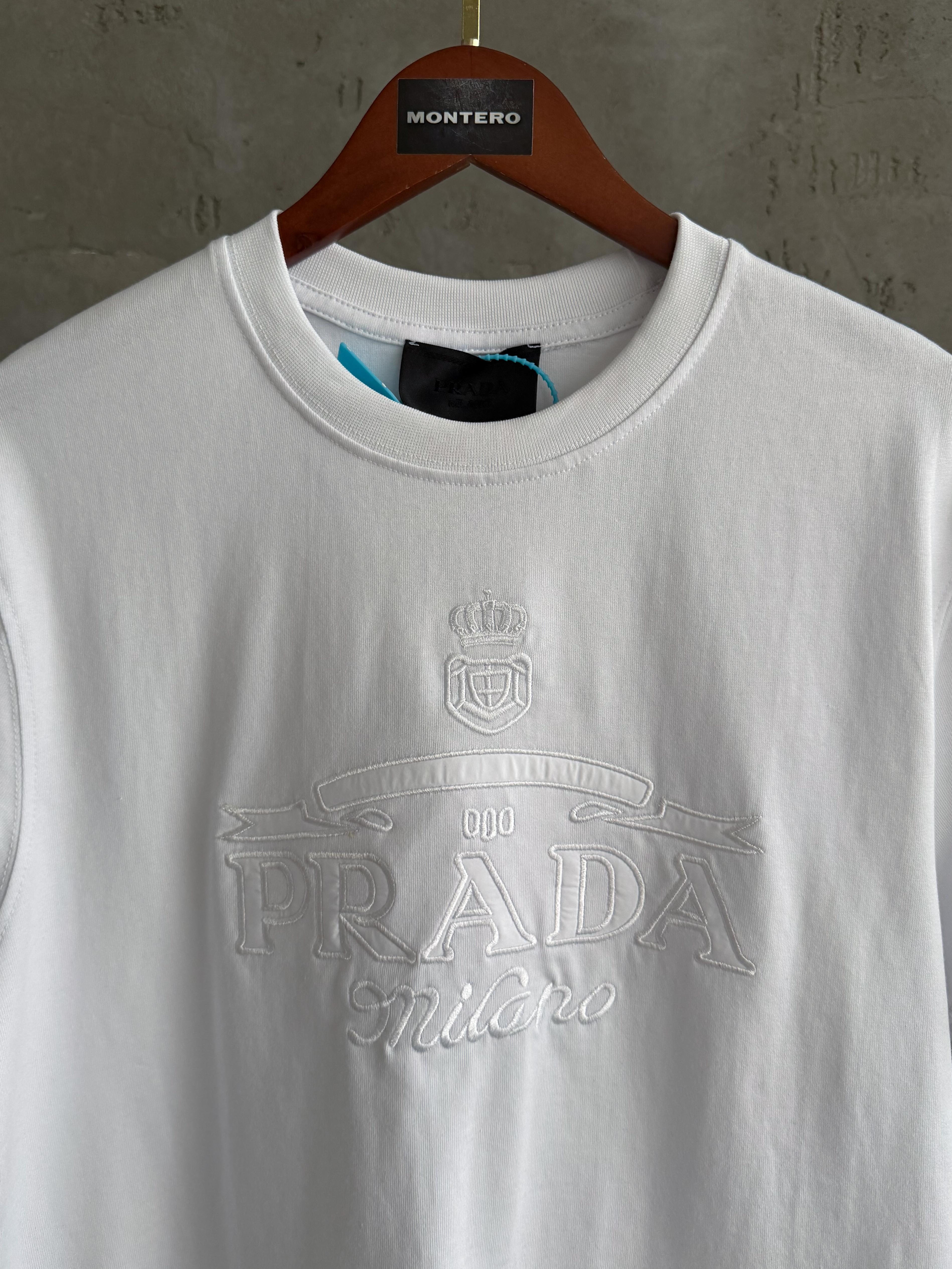 P03 Premium beyaz tshirt