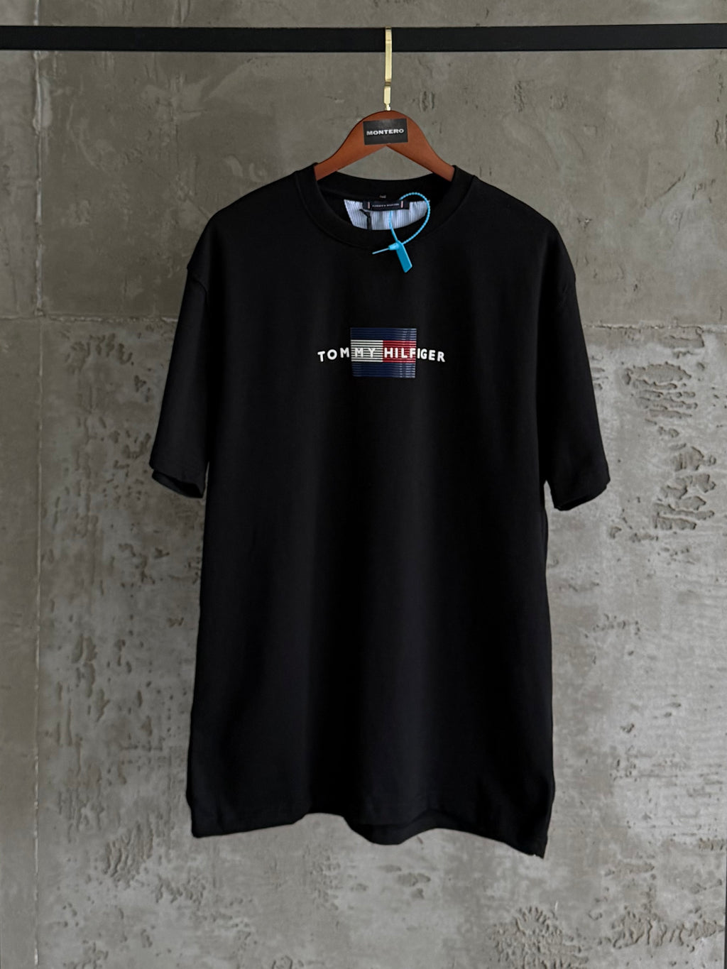 T01 yüksek baskılı siyah tshirt