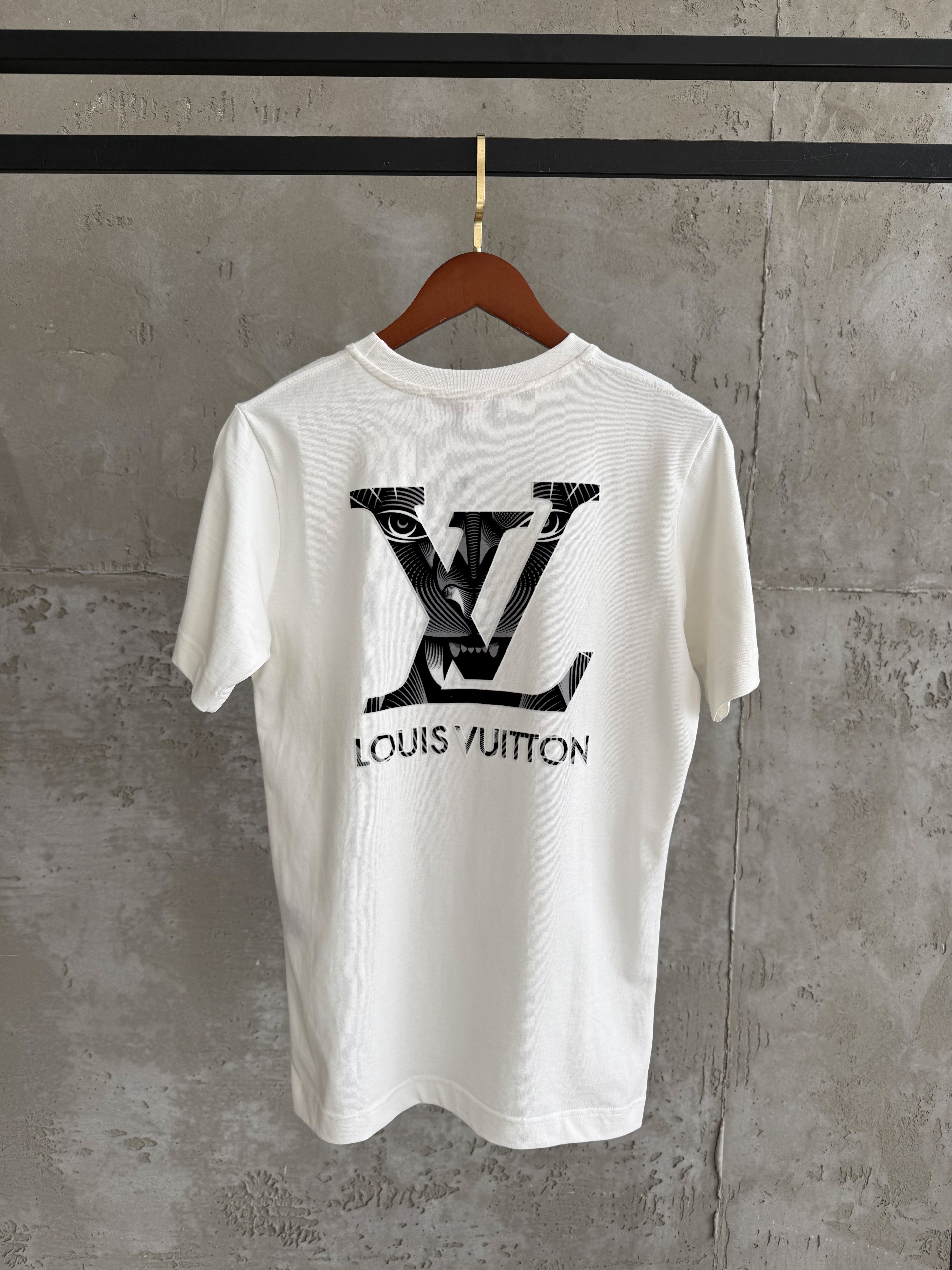 LV17 Flok beyaz tshirt
