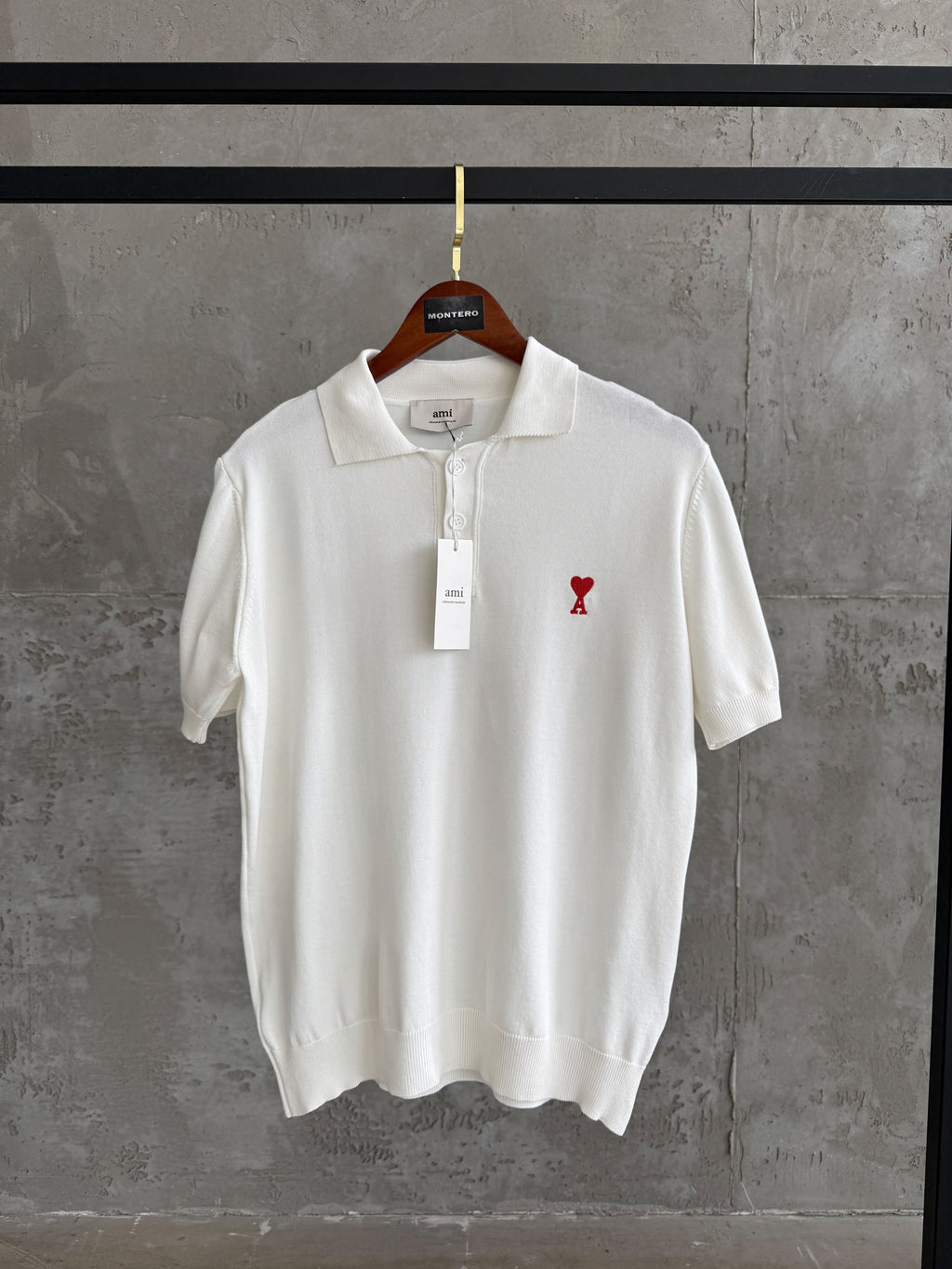 AI03 Yaka Triko beyaz tshirt