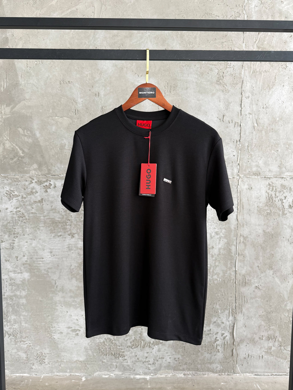 HG New Arma siyah tahirt