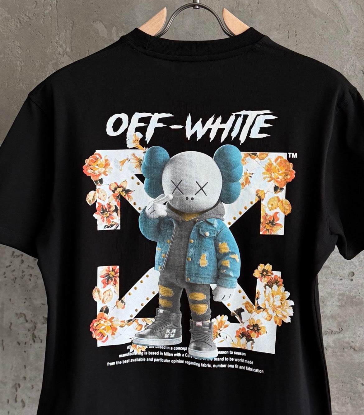 O&W03 X Bloom siyah tshirt