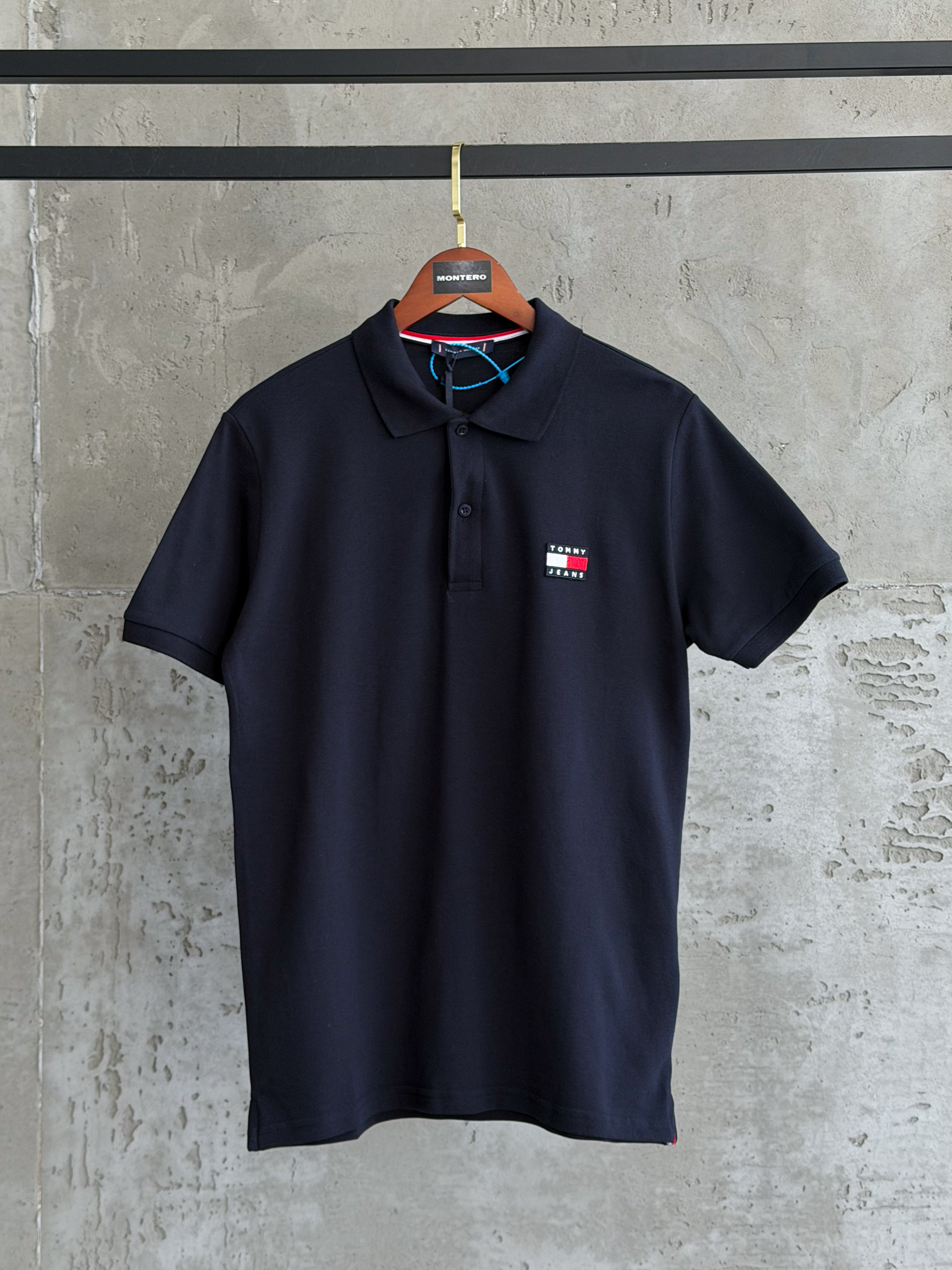 T02 Yaka lacivert tshirt