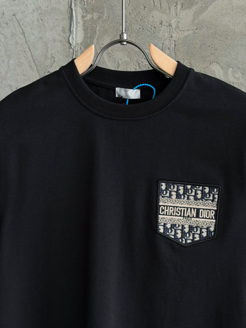 D04 Premium siyah tshirt