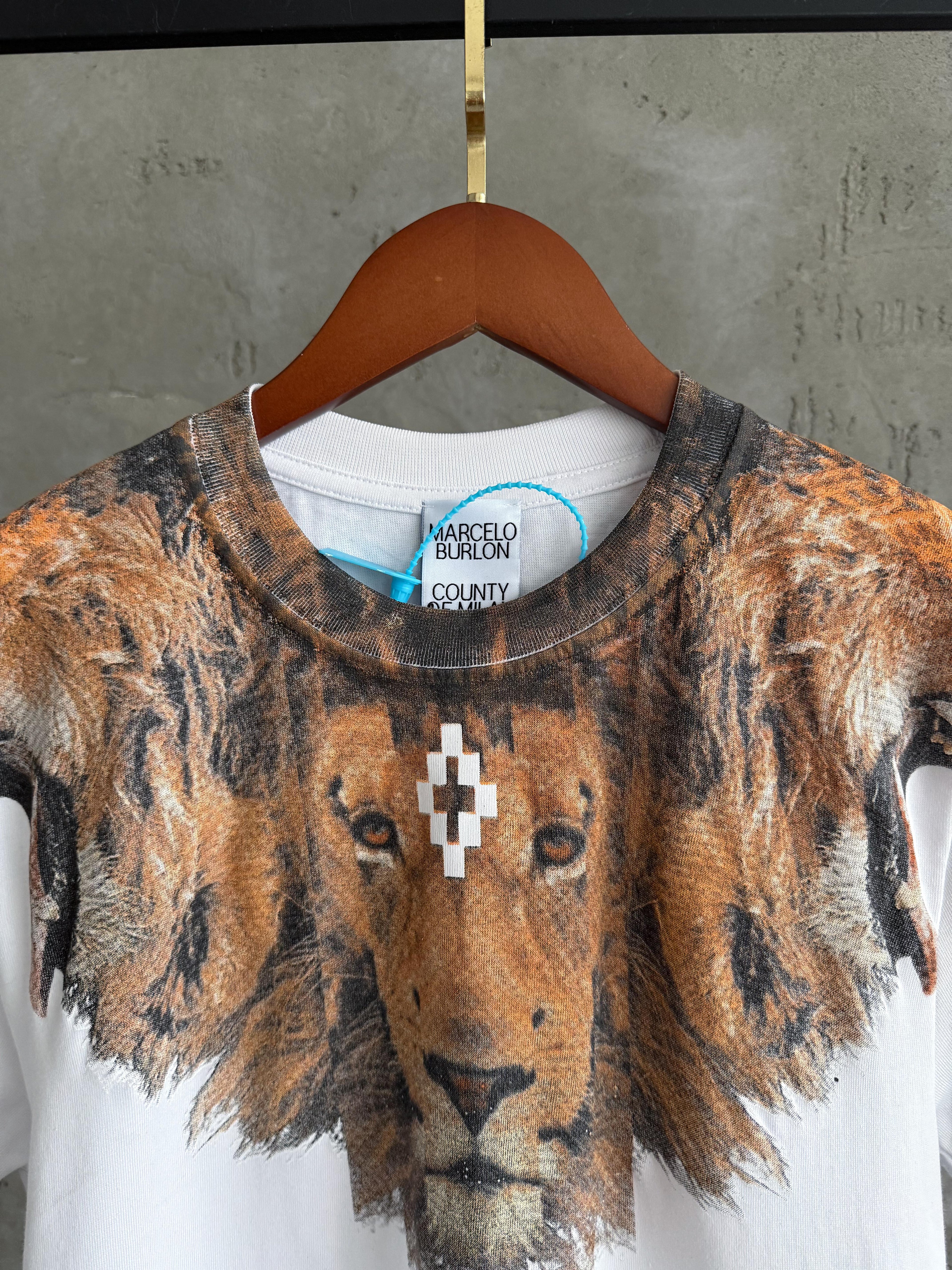 MB01 Leo kahve-beyaz tshirt