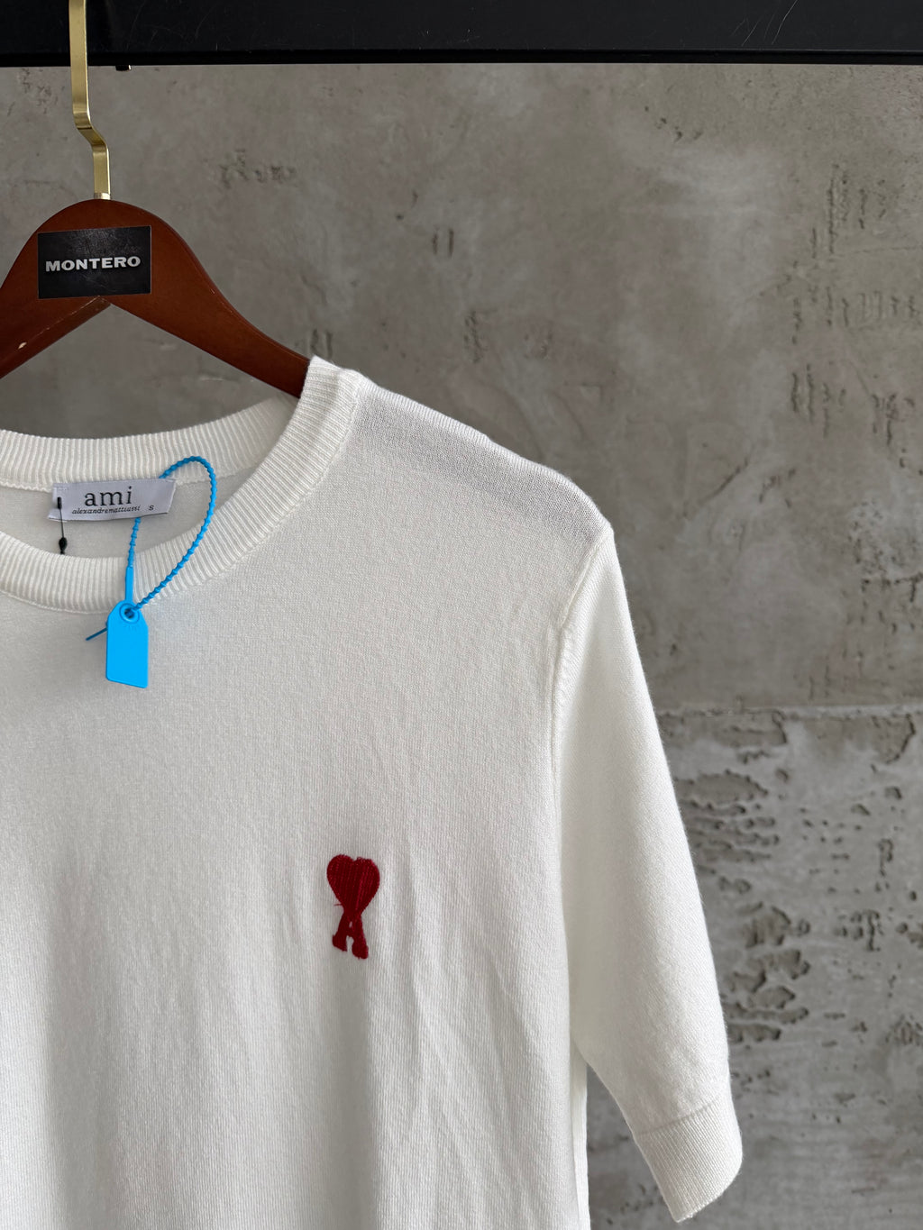 Al02 triko kalp beyaz tshirt
