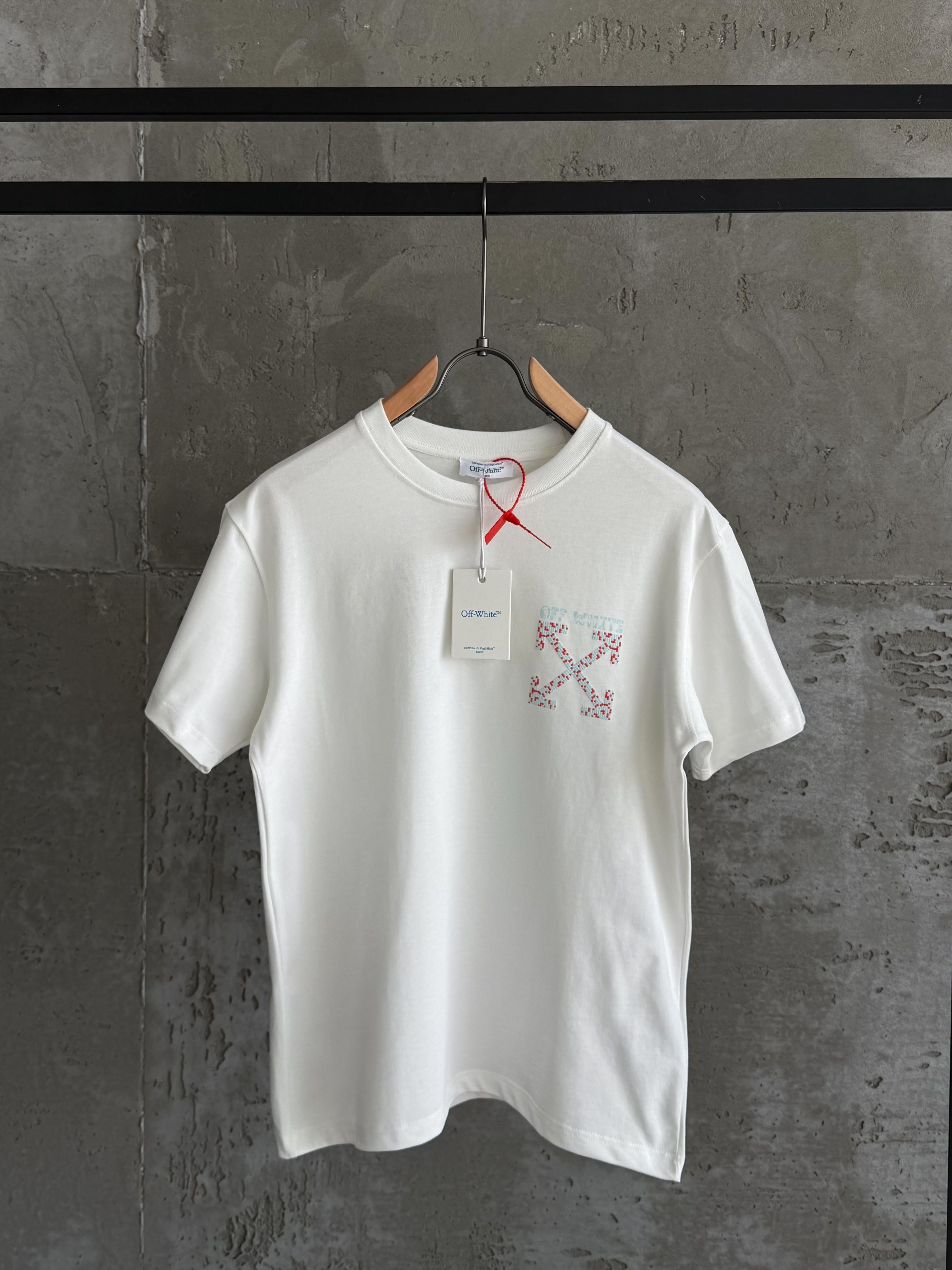 O&W01 X Butterfly beyaz tshirt