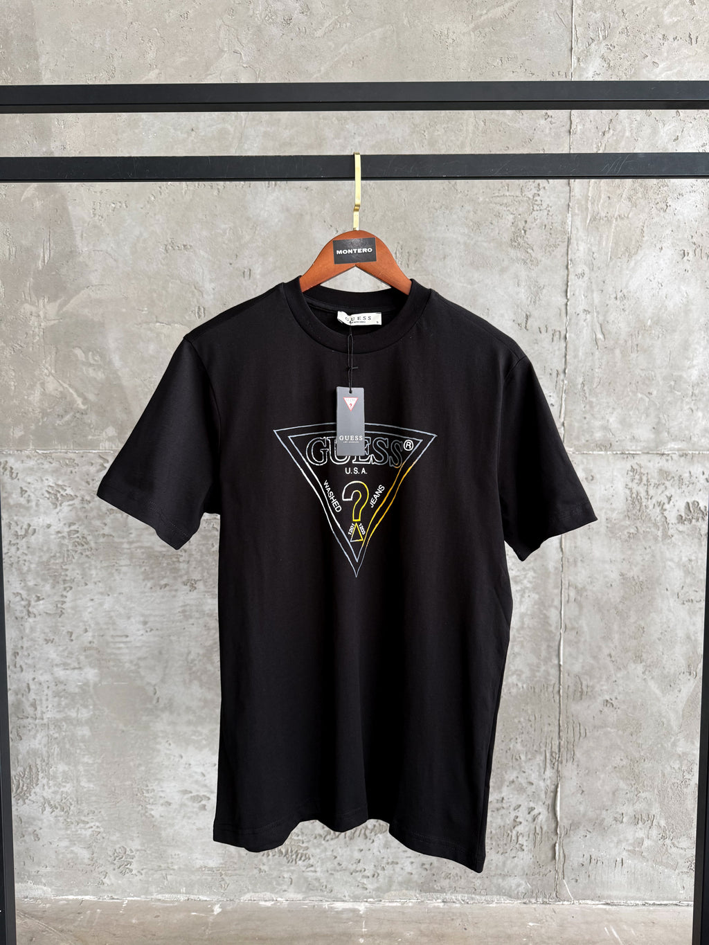 G07 Outline siyah tshirt