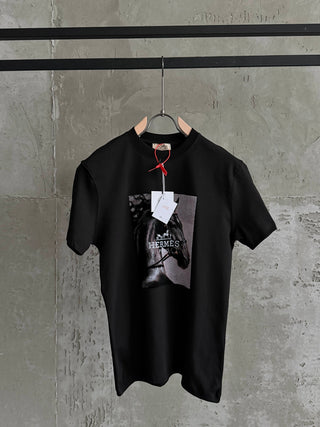 H06 Knight siyah tshirt