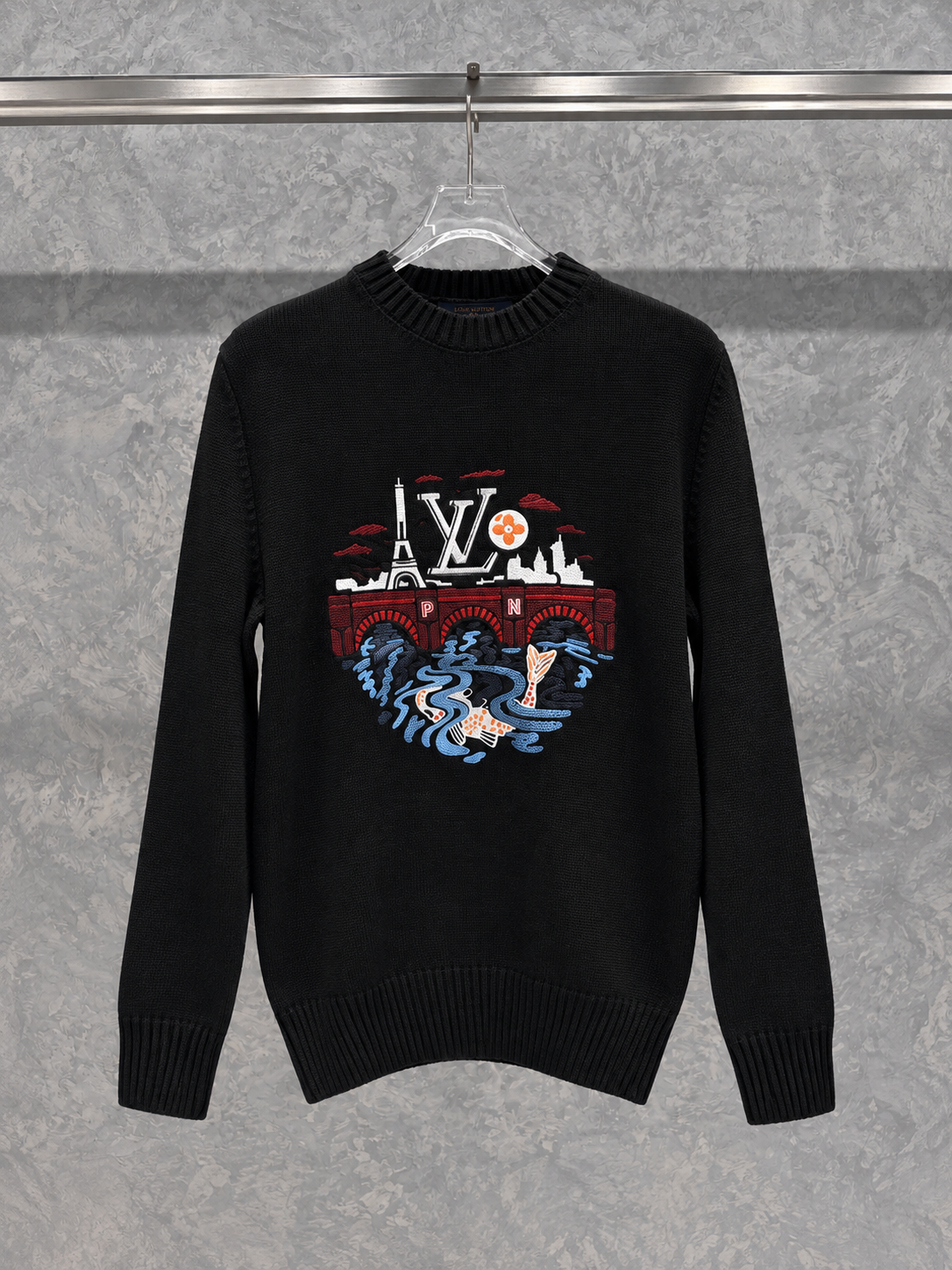 LV07 Nakış Logolu Siyah Kazak