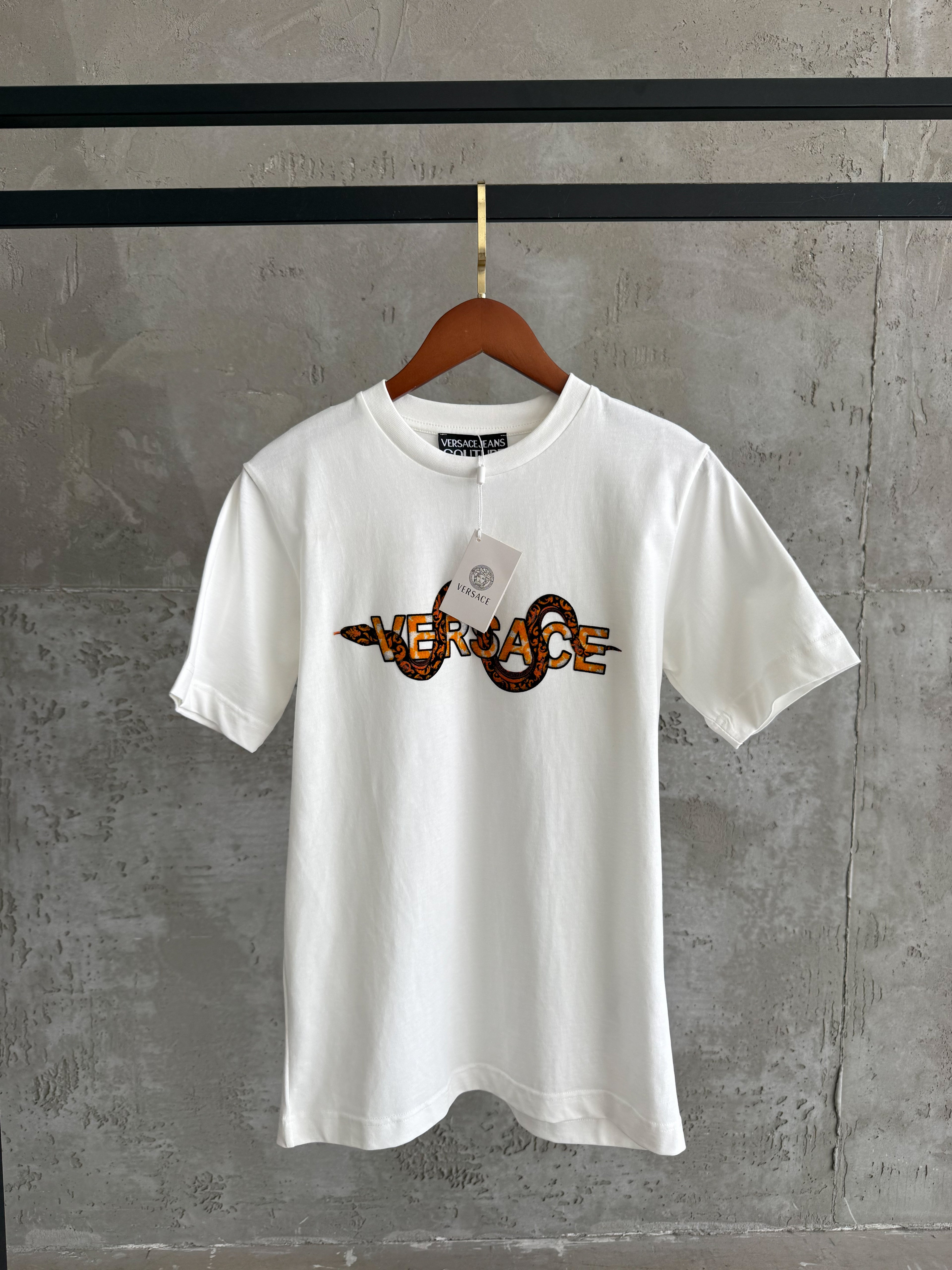V03 Snake beyaz tshirt