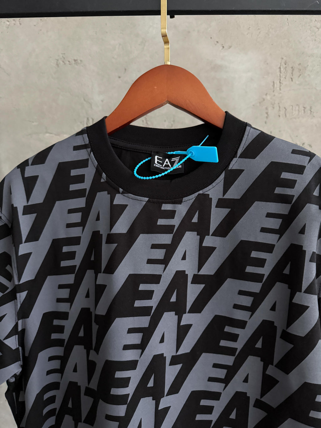 EA01 full baskı siyah tshirt