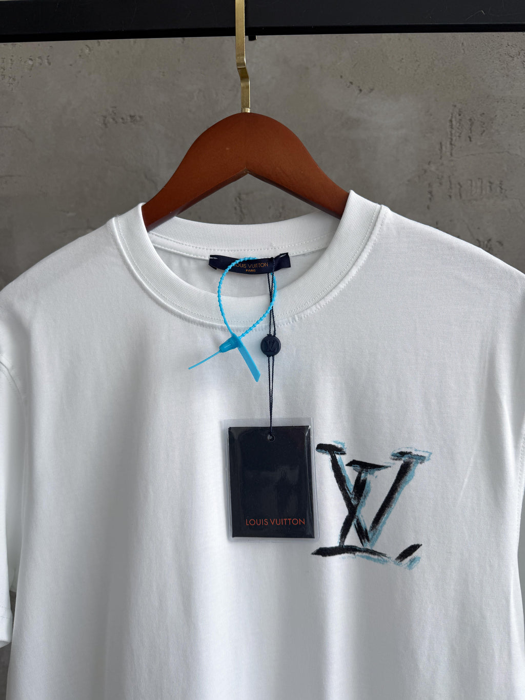 LV03 Aqua Plus beyaz tshirt
