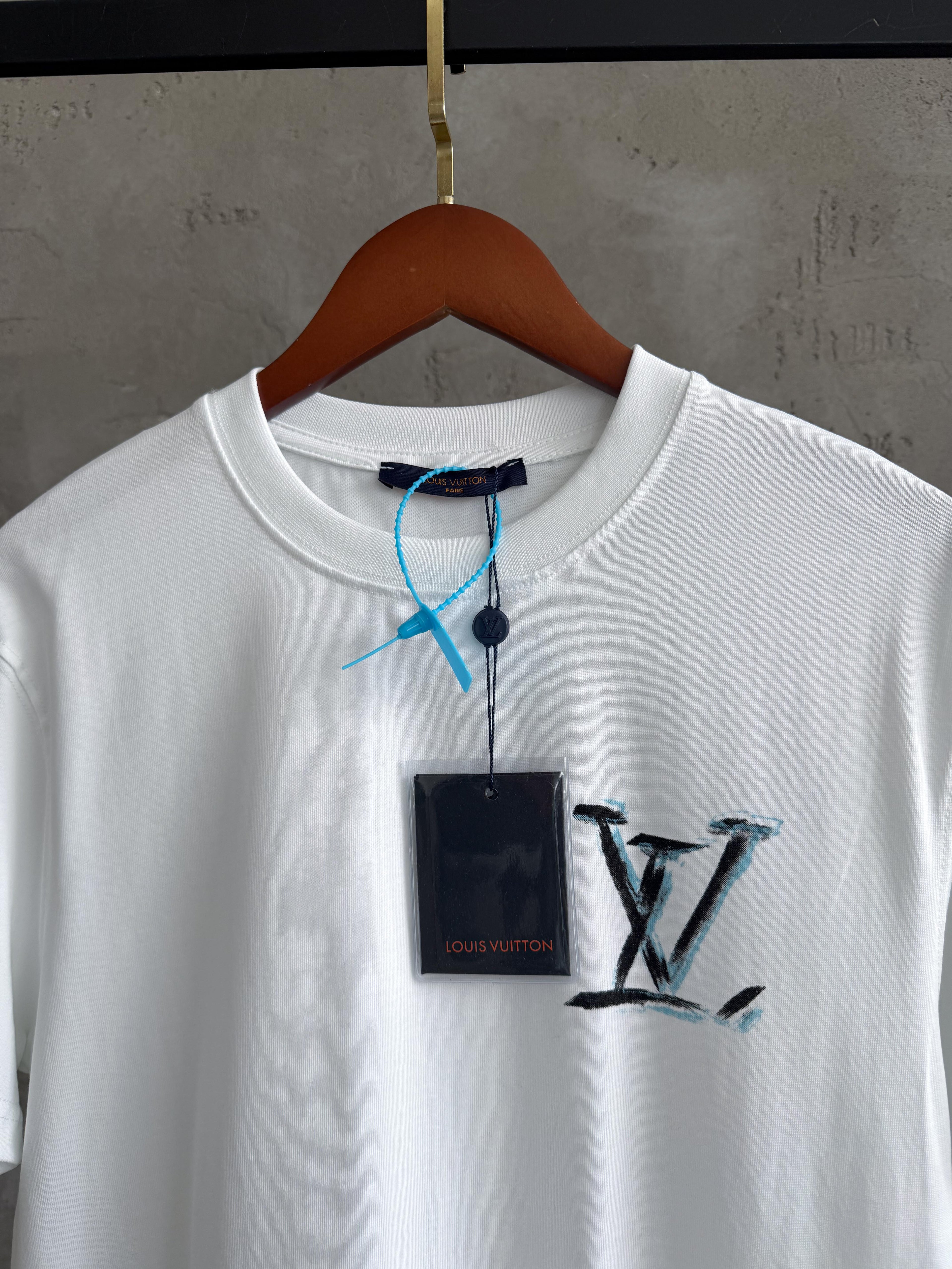 LV03 Aqua Plus beyaz tshirt