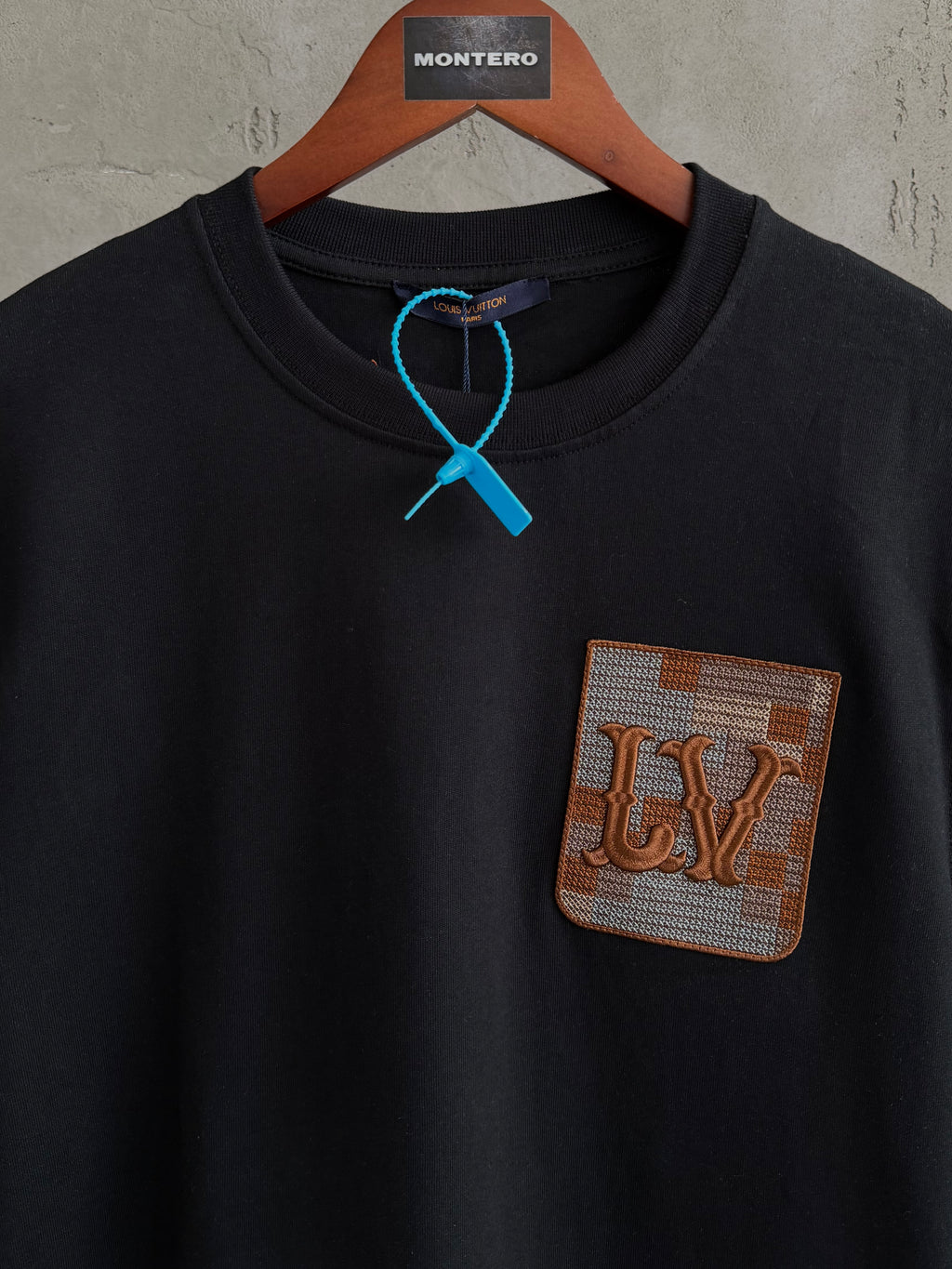 LV06 cepli siyah tshirt