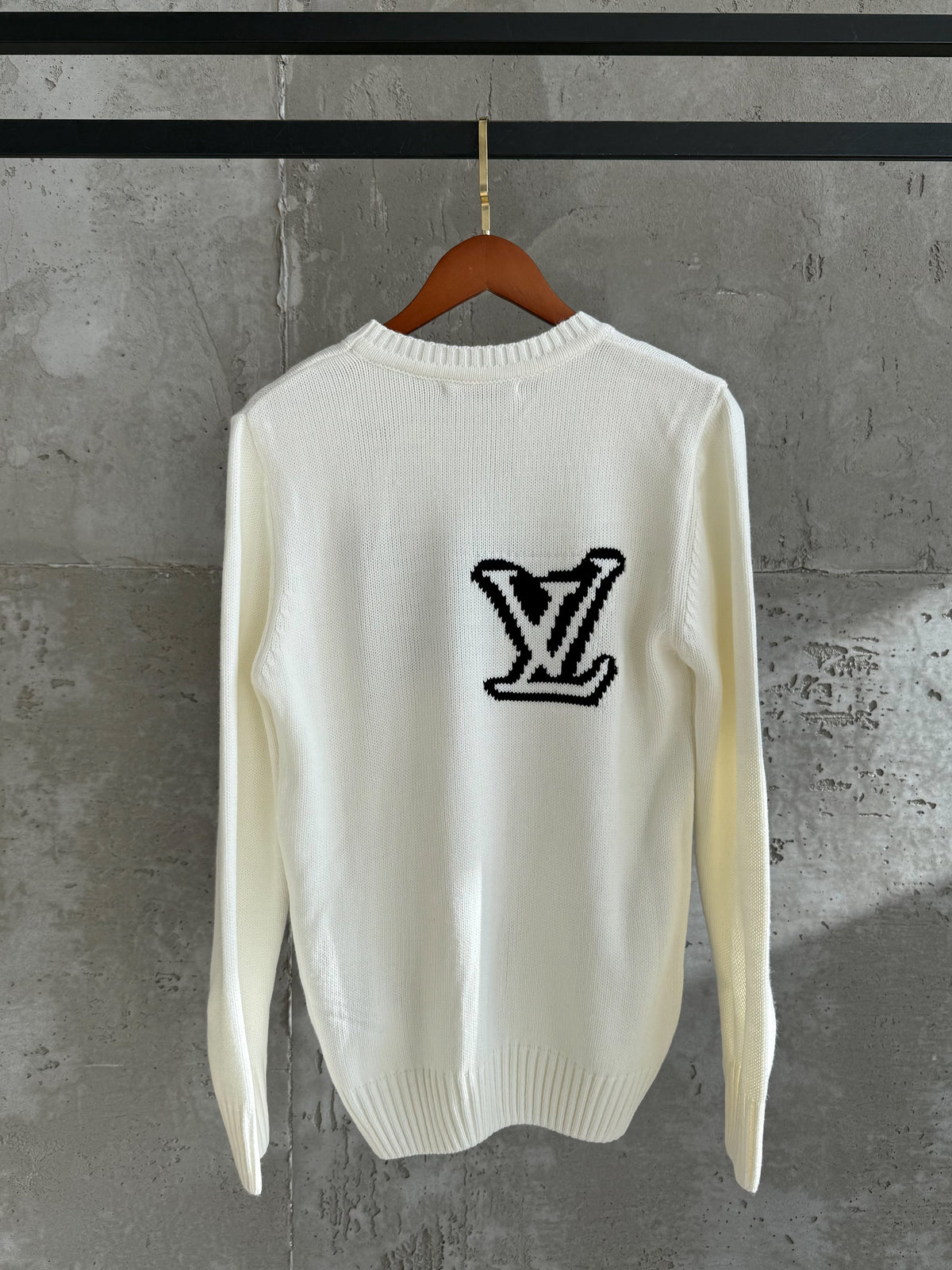 LV01 Logo Kazak Beyaz